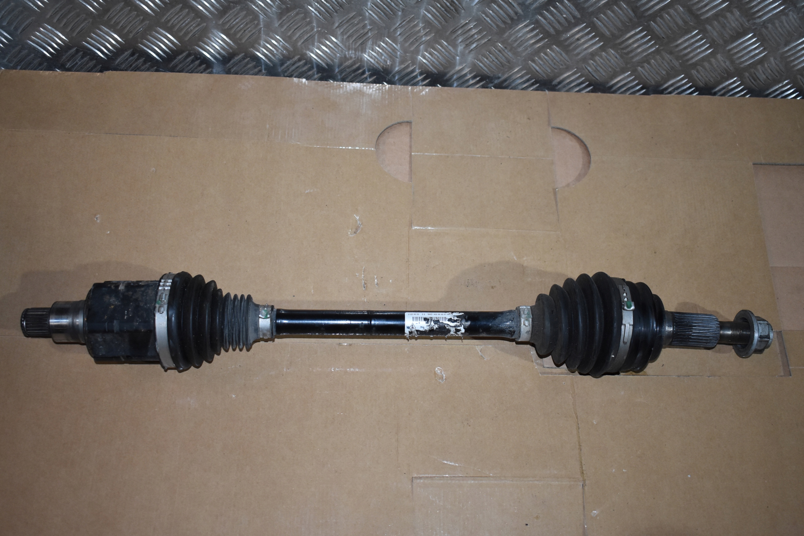 IDEALNA semi-axis front right PORSCHE PANAMERA 971 1