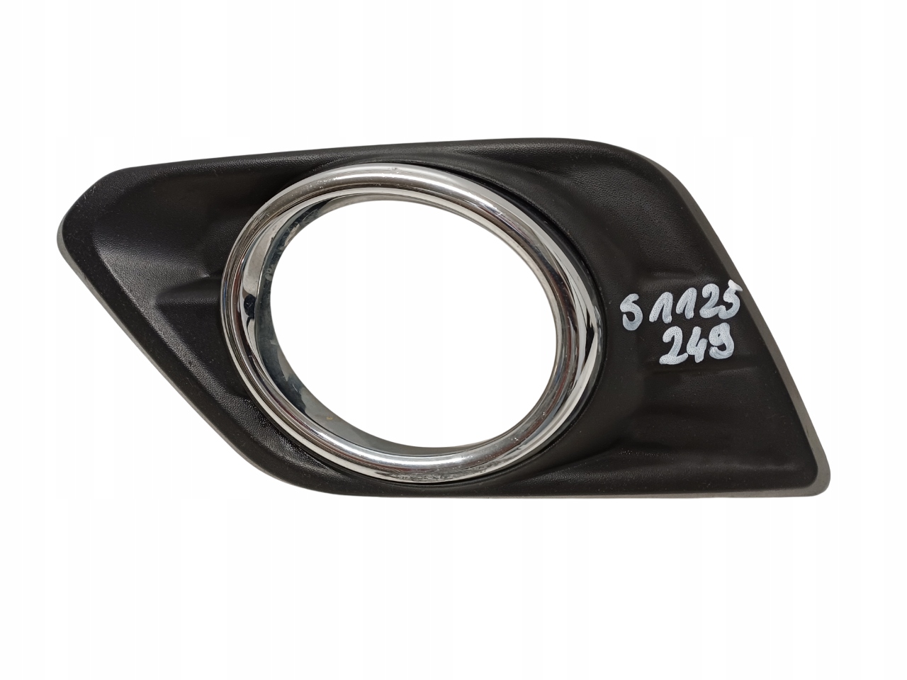 NISSAN X-TRAIL T32 13- KRATKA HALOGENU LEWY PRZÓD 622574BA0B