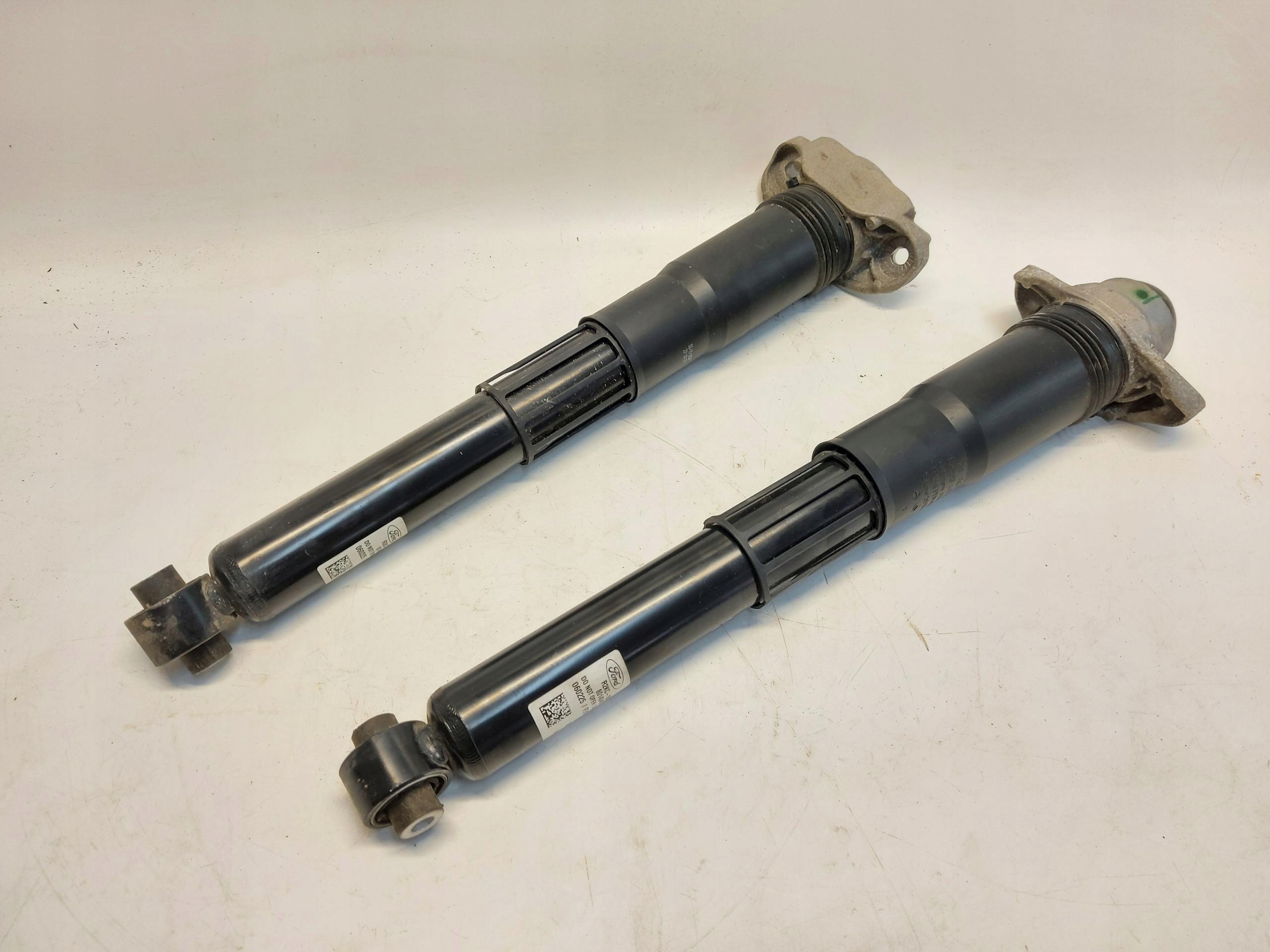 Ford Explorer VII R2KB shock absorber rear part left right R2KC-18080-EC