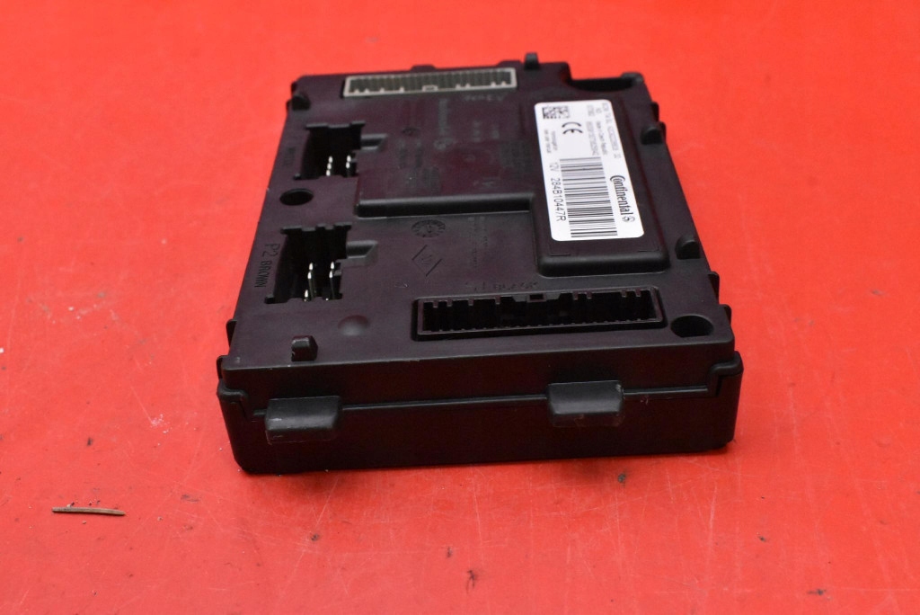 control unit module BCM 284B10447R RENAULT CLIO 4 IV 1.5 DCI 90 KM LIFT 16-19