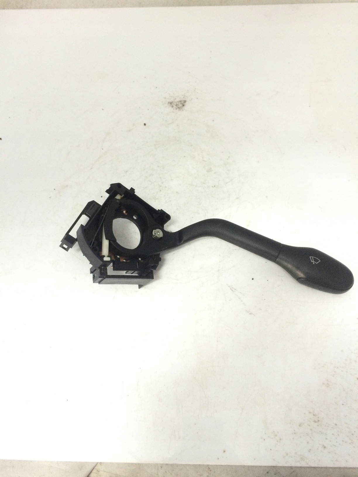 Bouton Indicateurs de direction VW GOLF III (1H1) 1.9 TD.GTD 1H6953503F