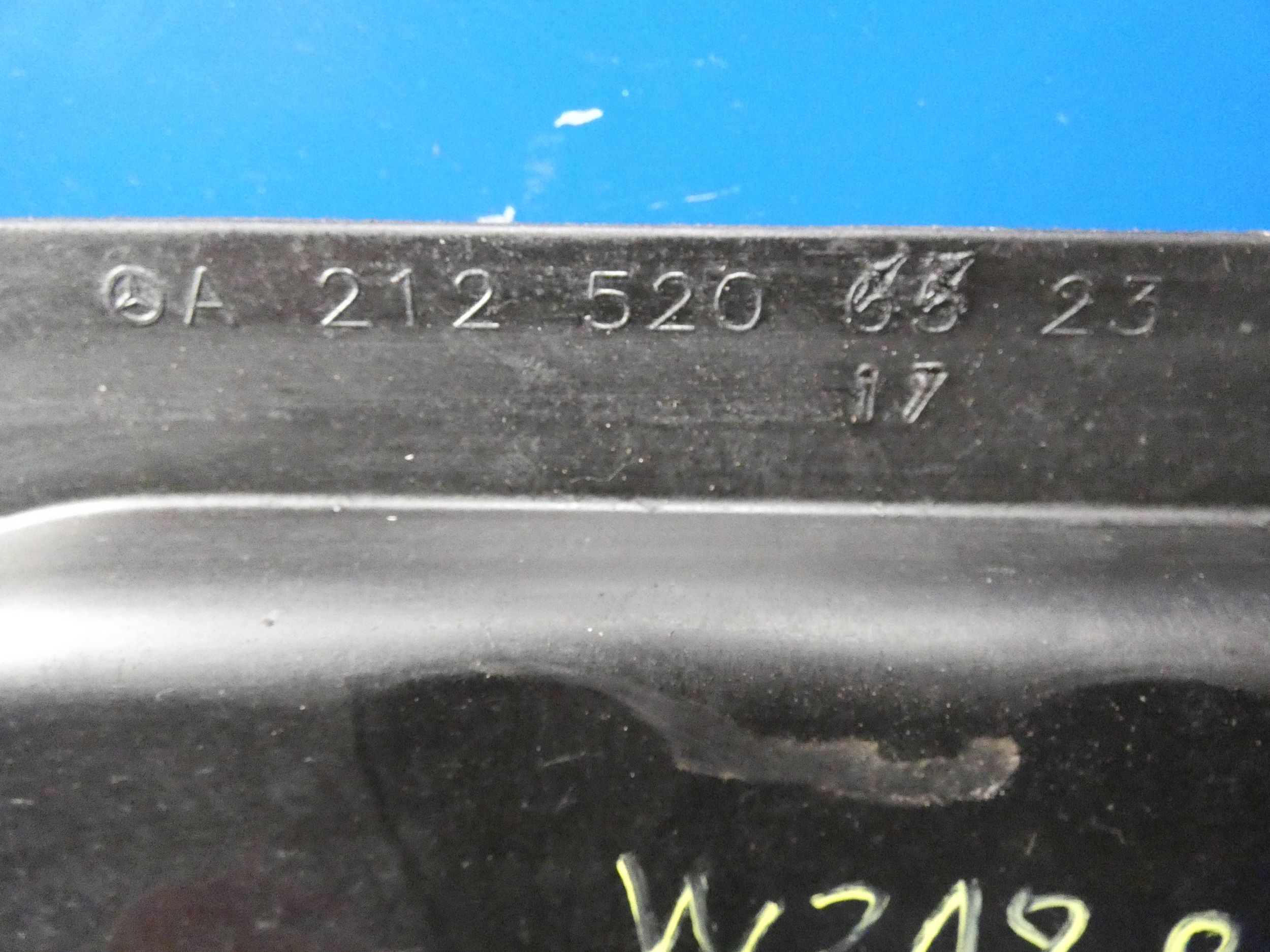 MERCEDES CLS W218 motor cover lower below engine floor