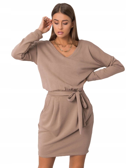 

Ciemnobeżowa sukienka dresowa z kieszeniami -s-