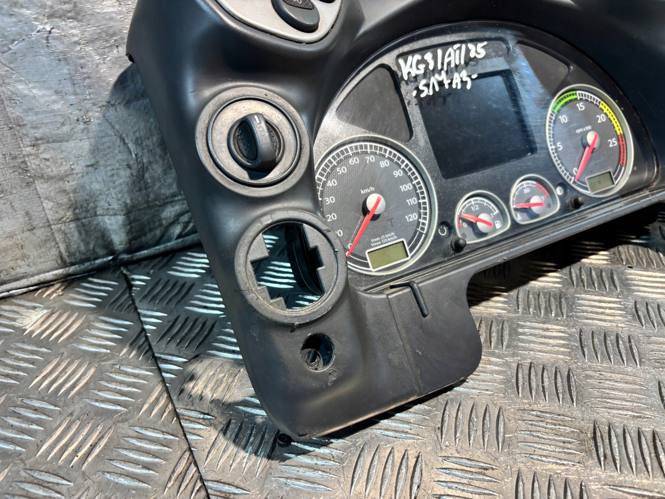 dials dials Iveco 504276236