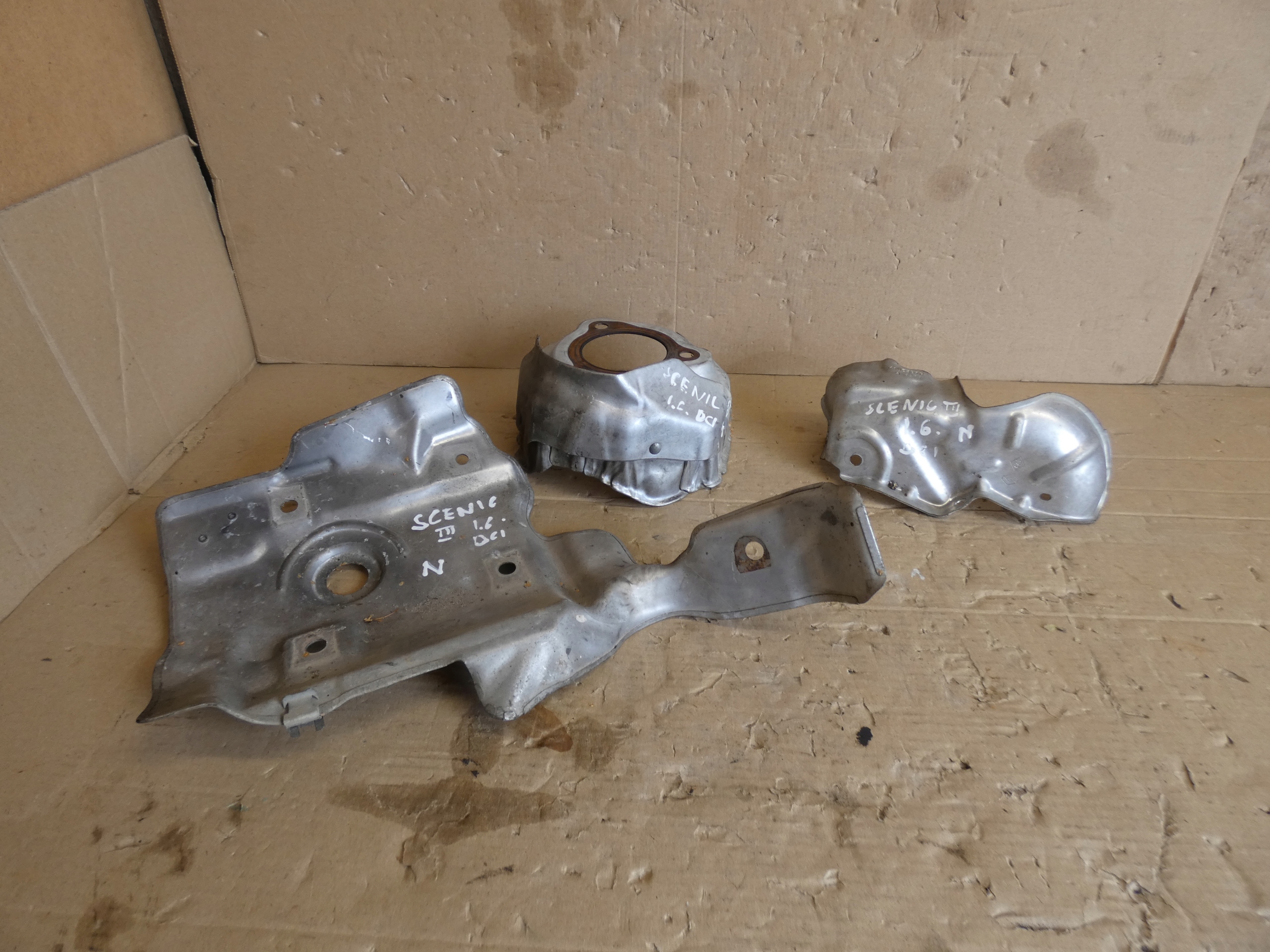 Blende Abdeckung TERMICZNA VIVARO B TRAFIC III 1.6DCI