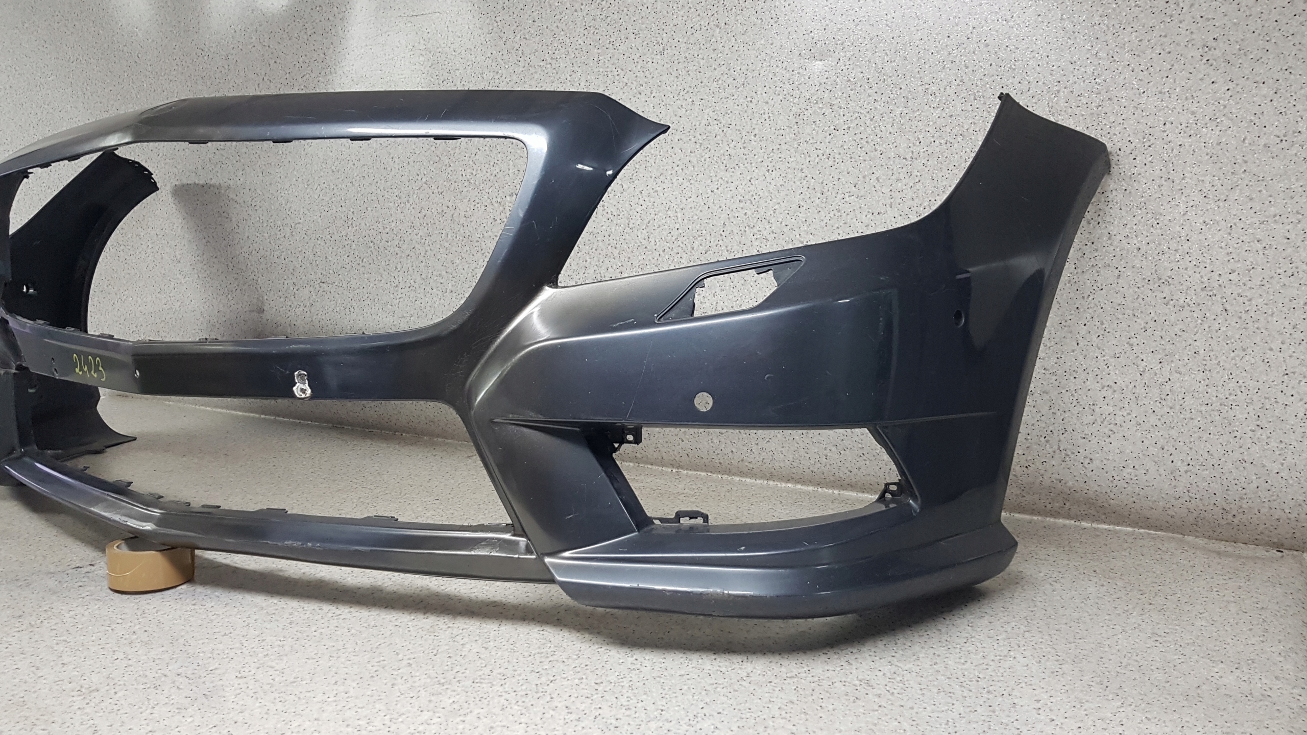 MERCEDES CLS W218 AMG 2011 - bumper front 2423