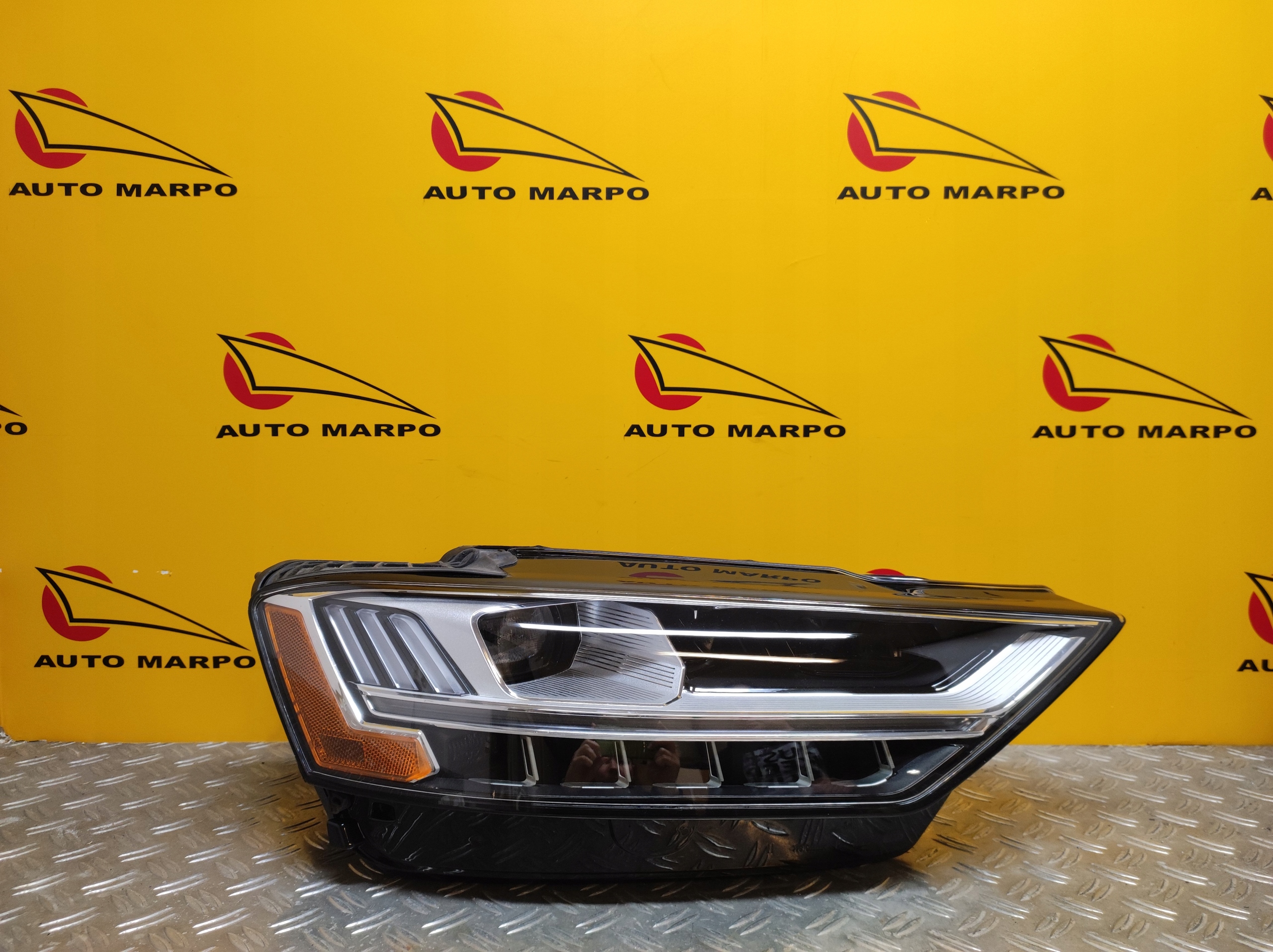 AUDI A8 D5 2018- REFLEKTOR LAMPA FULL LED R USA