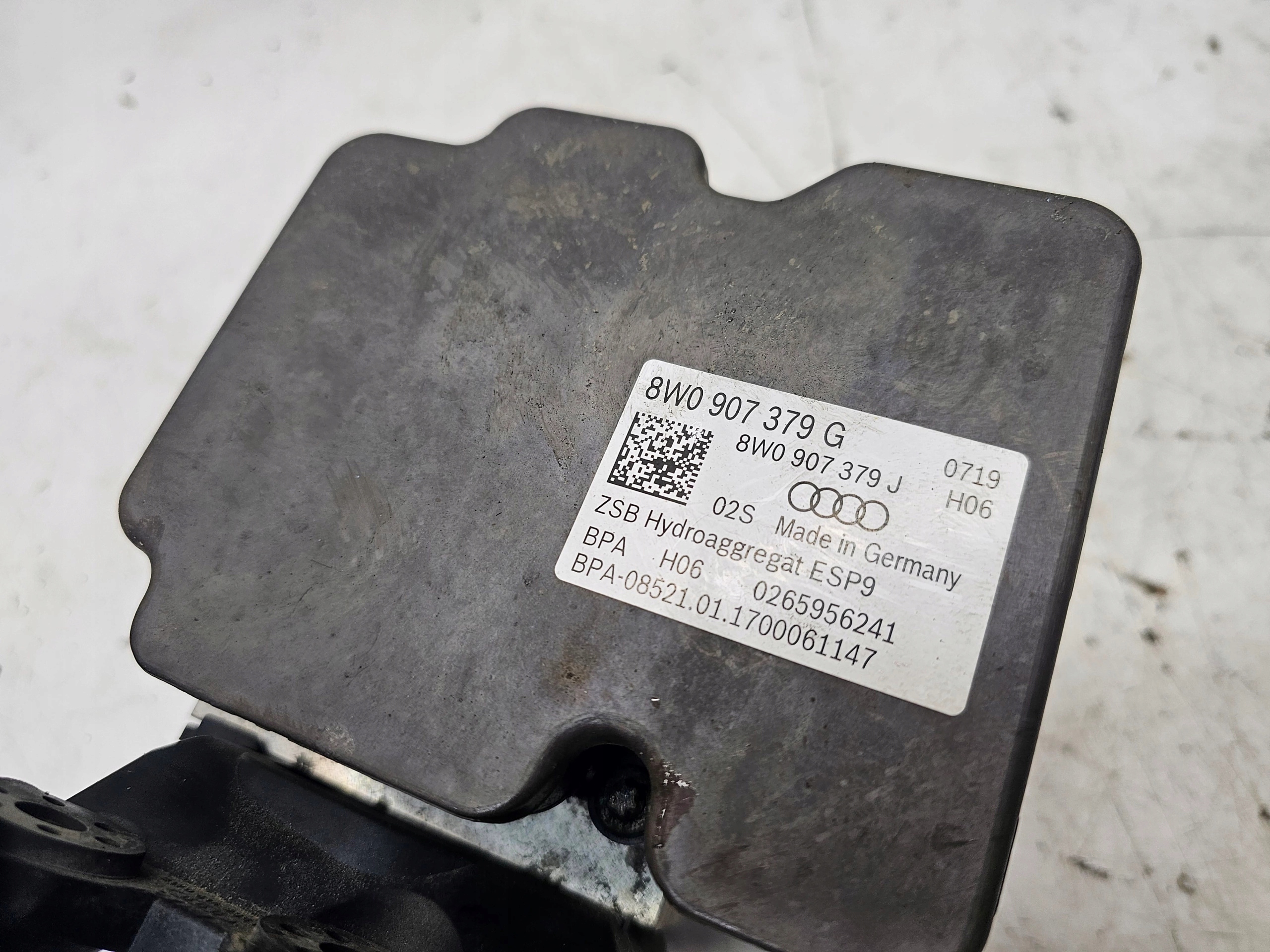 pump control unit ABS ESP AUDI A4 B9 A5 8W 8W0907379G 8W0614517K