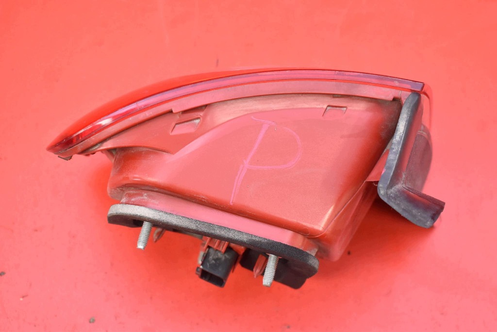light right rear part rear 3C5945096C VW PASSAT B6 sedan 05-10