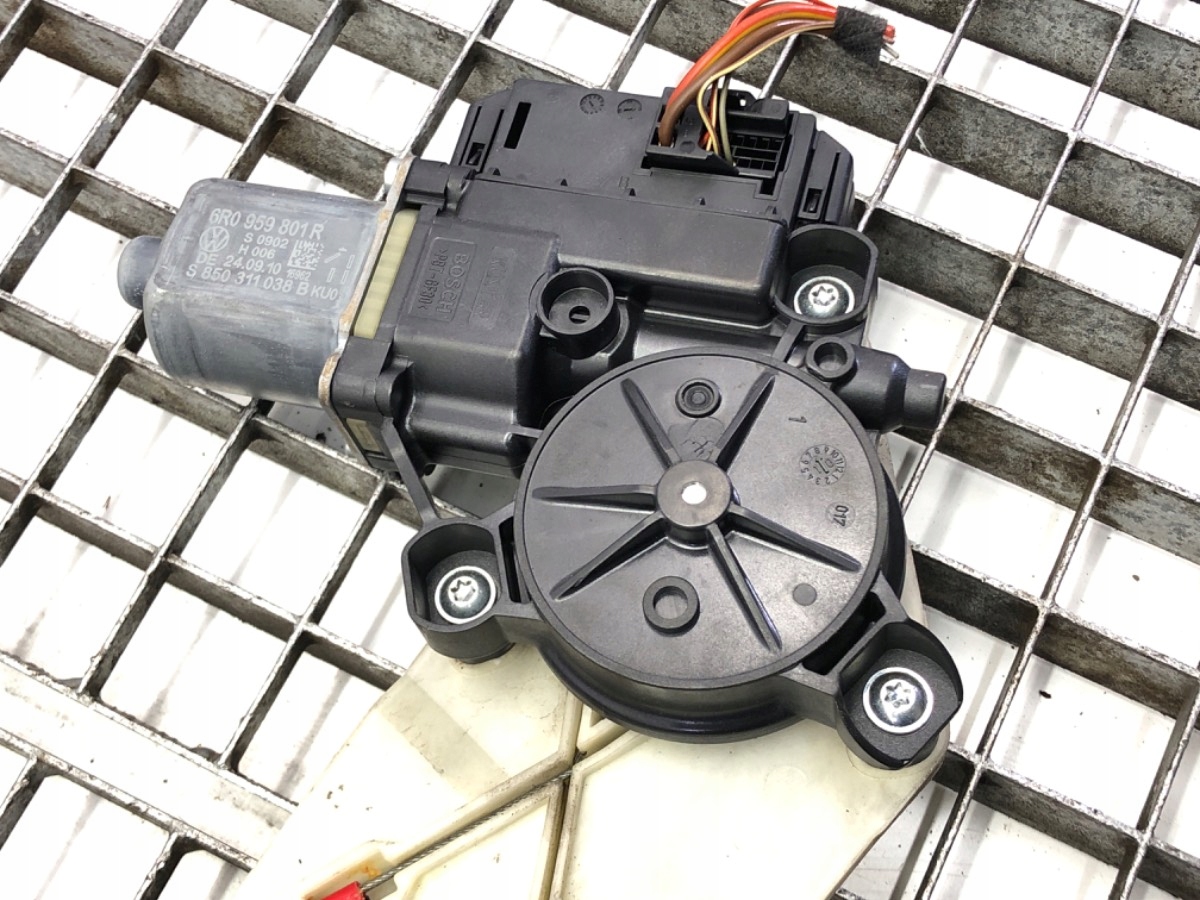 PODNOŚNIK SZYBY LEWY PRZÓD VW POLO V 6R0959801R Hatchback Producent części OEM