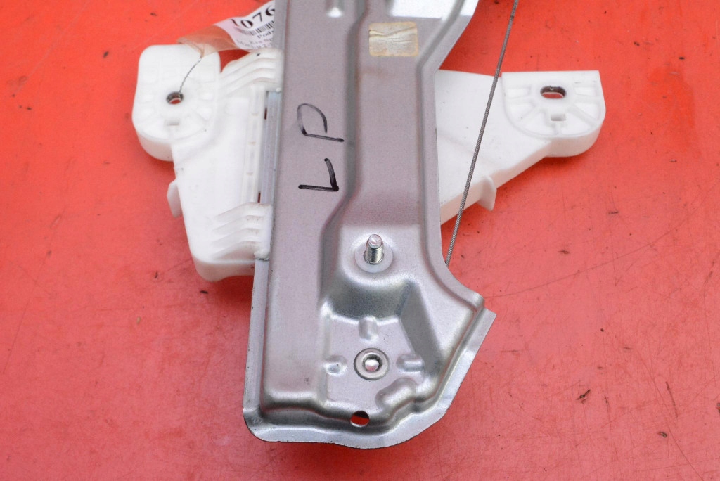 window regulator left front EU 82450R2000 KIA SPORTAGE 5 V 21-25