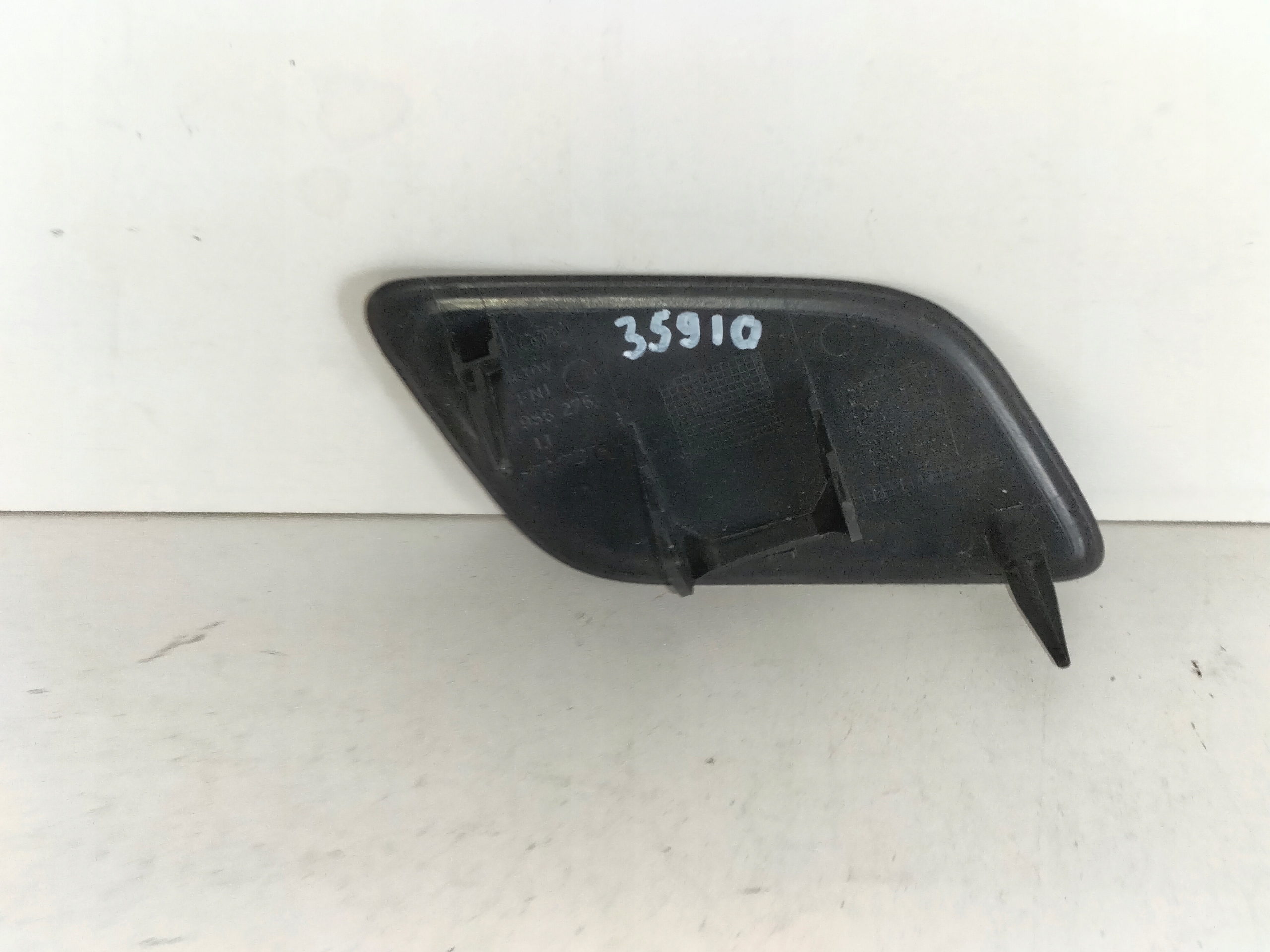 VERSCHLUSSSTOPFEN DER SPRITZDÜSE DER STOSSSTANGE LINKS AUDI Q7 4L 05-09