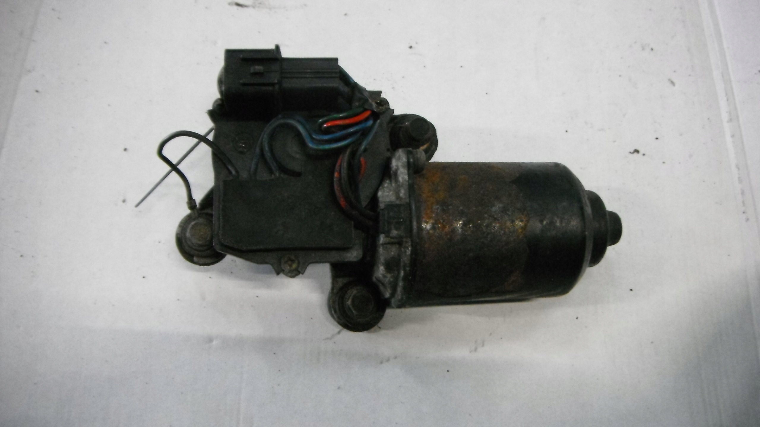 MUSSO 95-02 SILNICZEK WYCIERACZEK