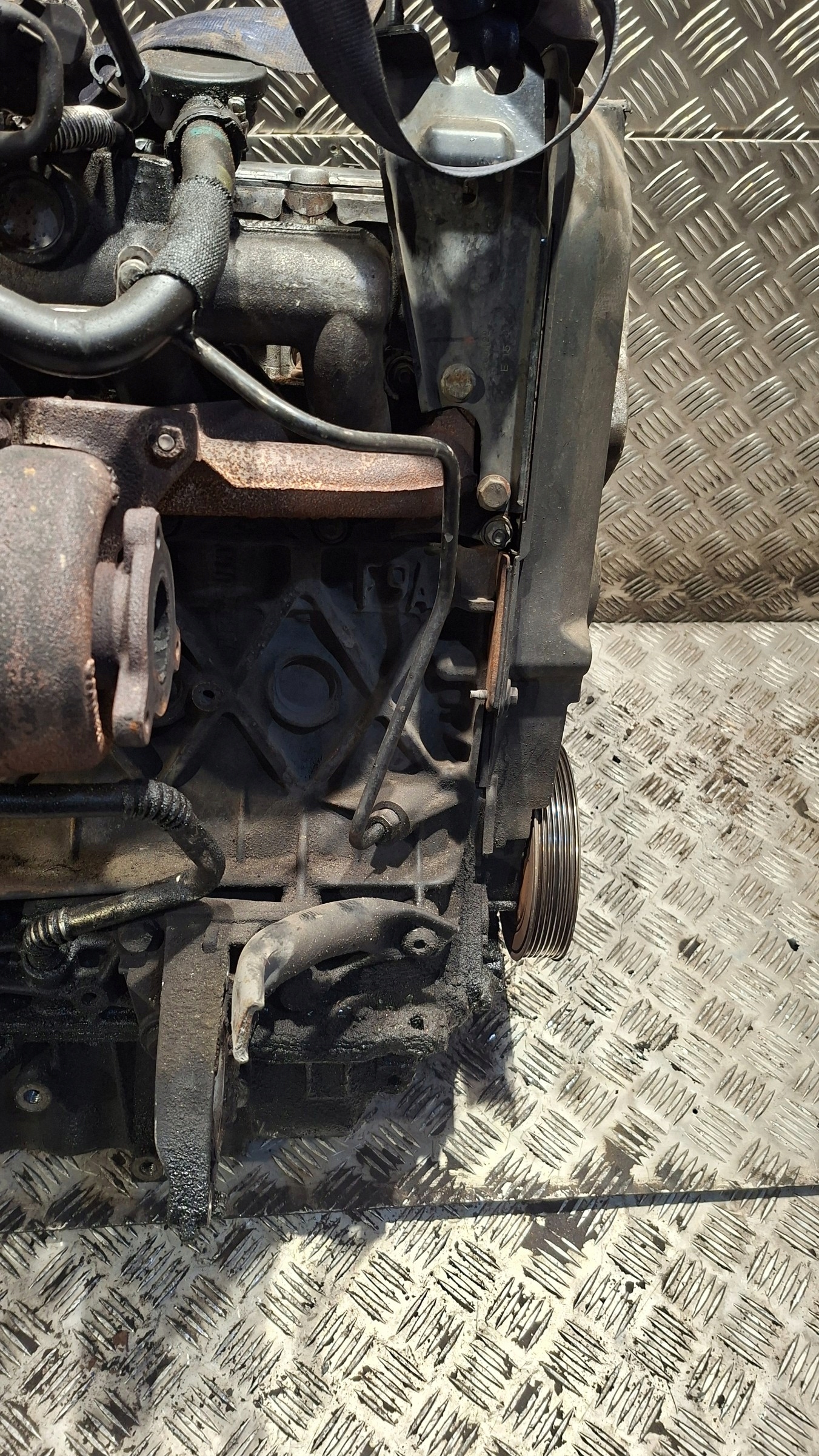 engine pillar Z UKLADEM PALIWOWYM RENAULT MEGANE II 1.9DCI