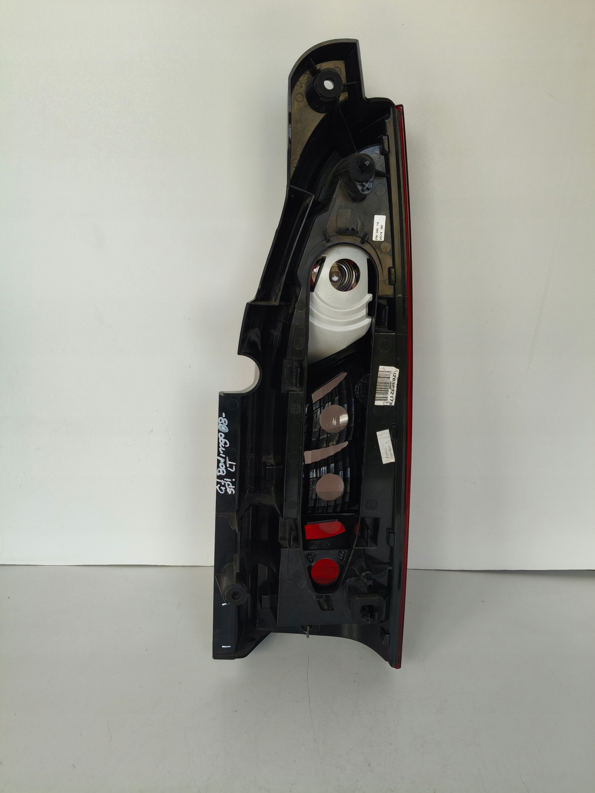 light left rear below KLAPE CITROEN BERLINGO 08