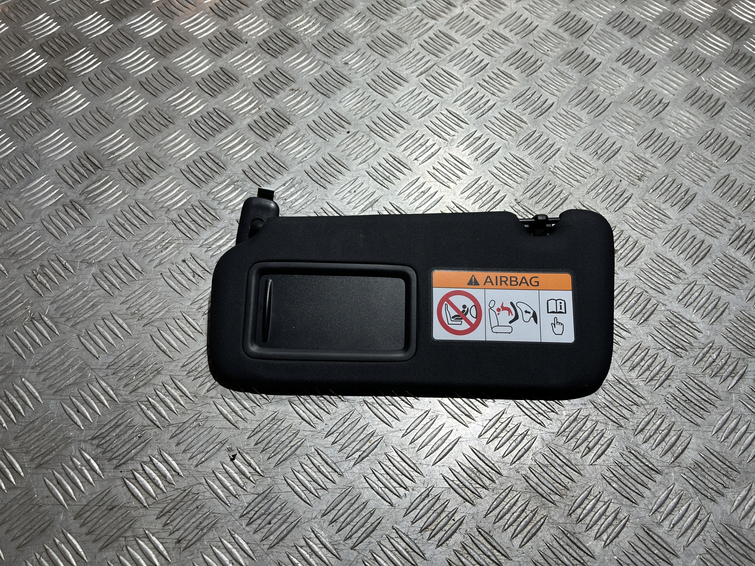 солнцезащитный козырек mazda MX-30 20-