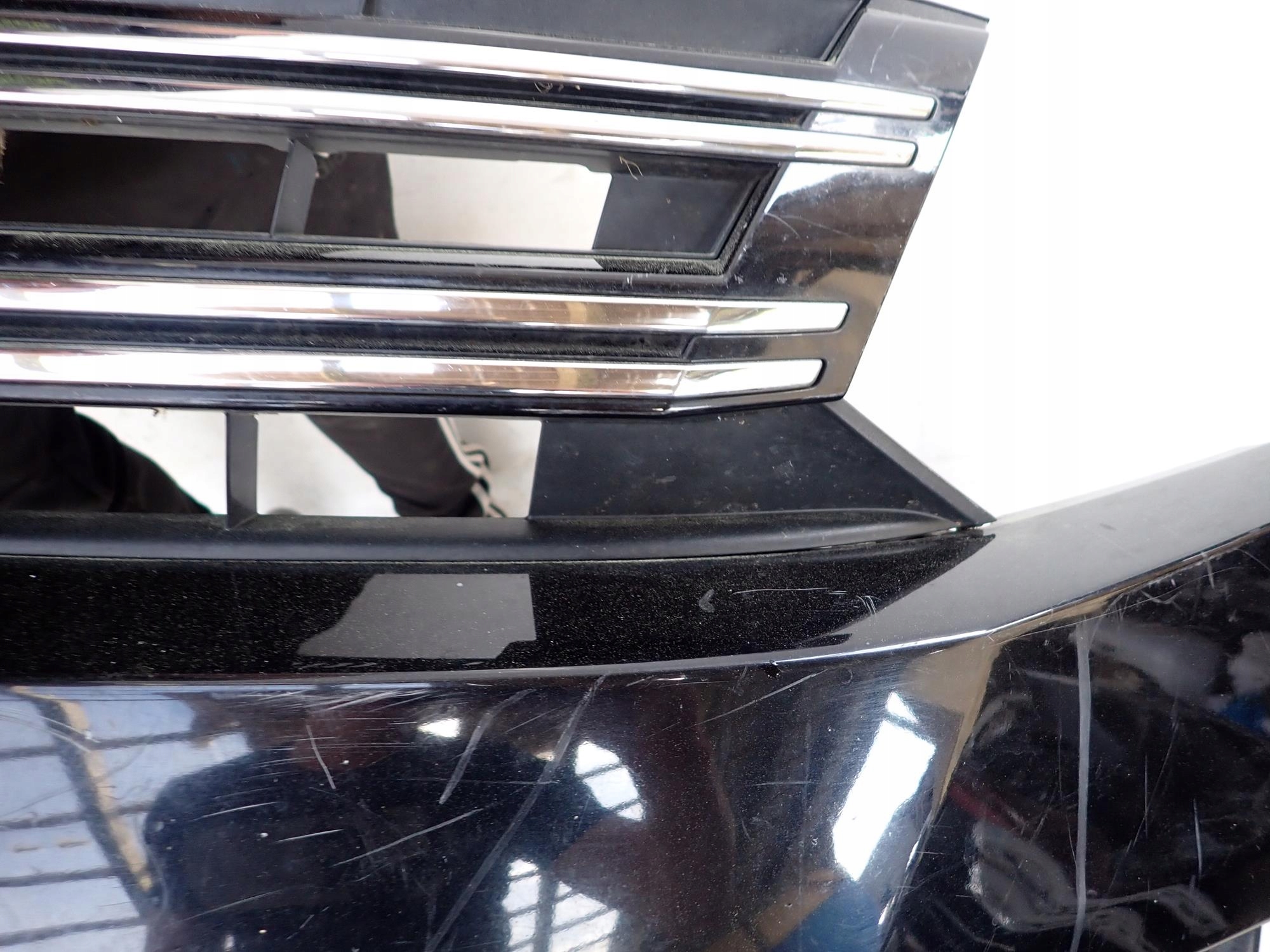 VW TIGUAN and 1 LIFT 11-16 bumper front front PDC SPR