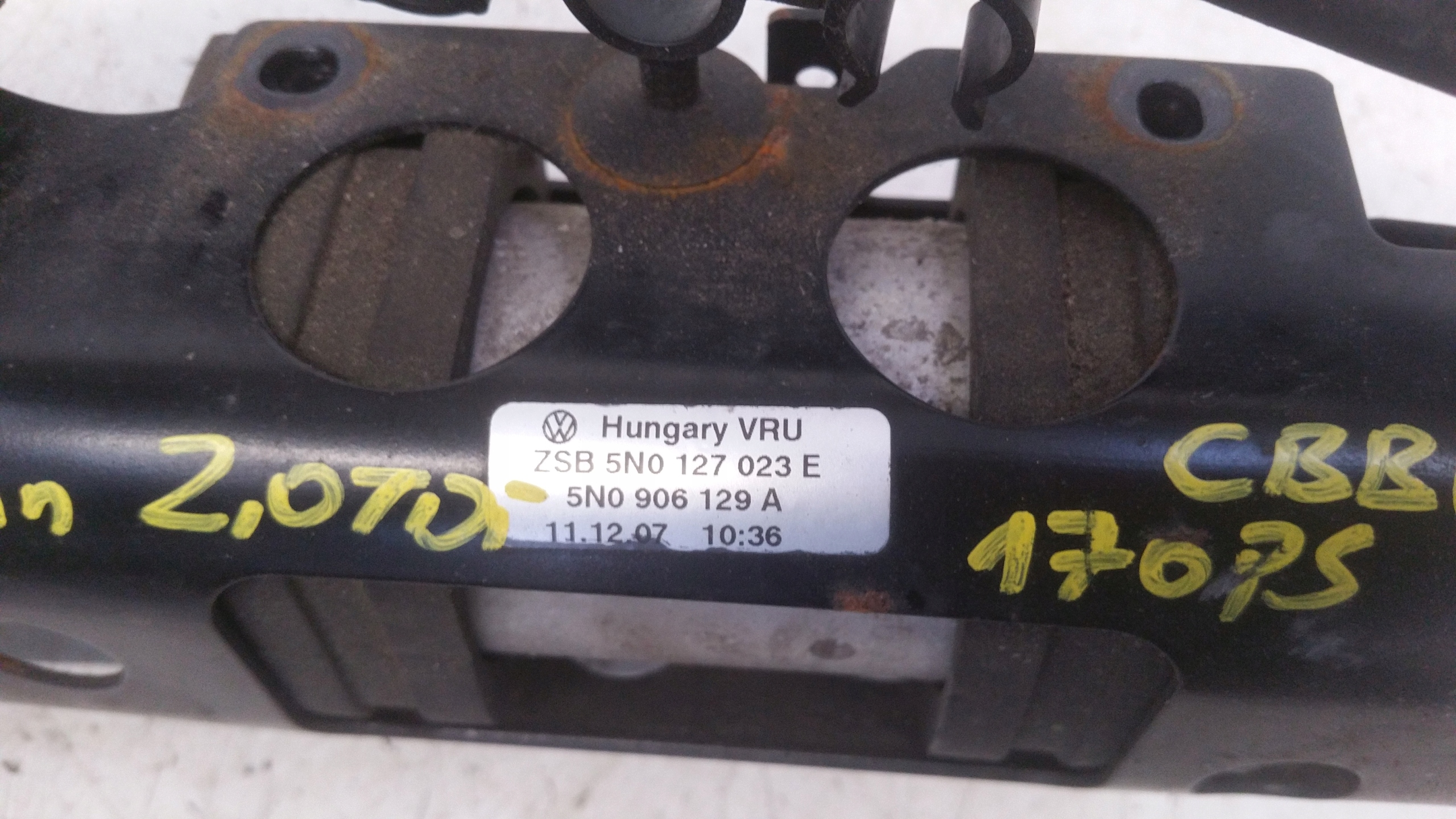 feed pump 5N0906129A VW Tiguan