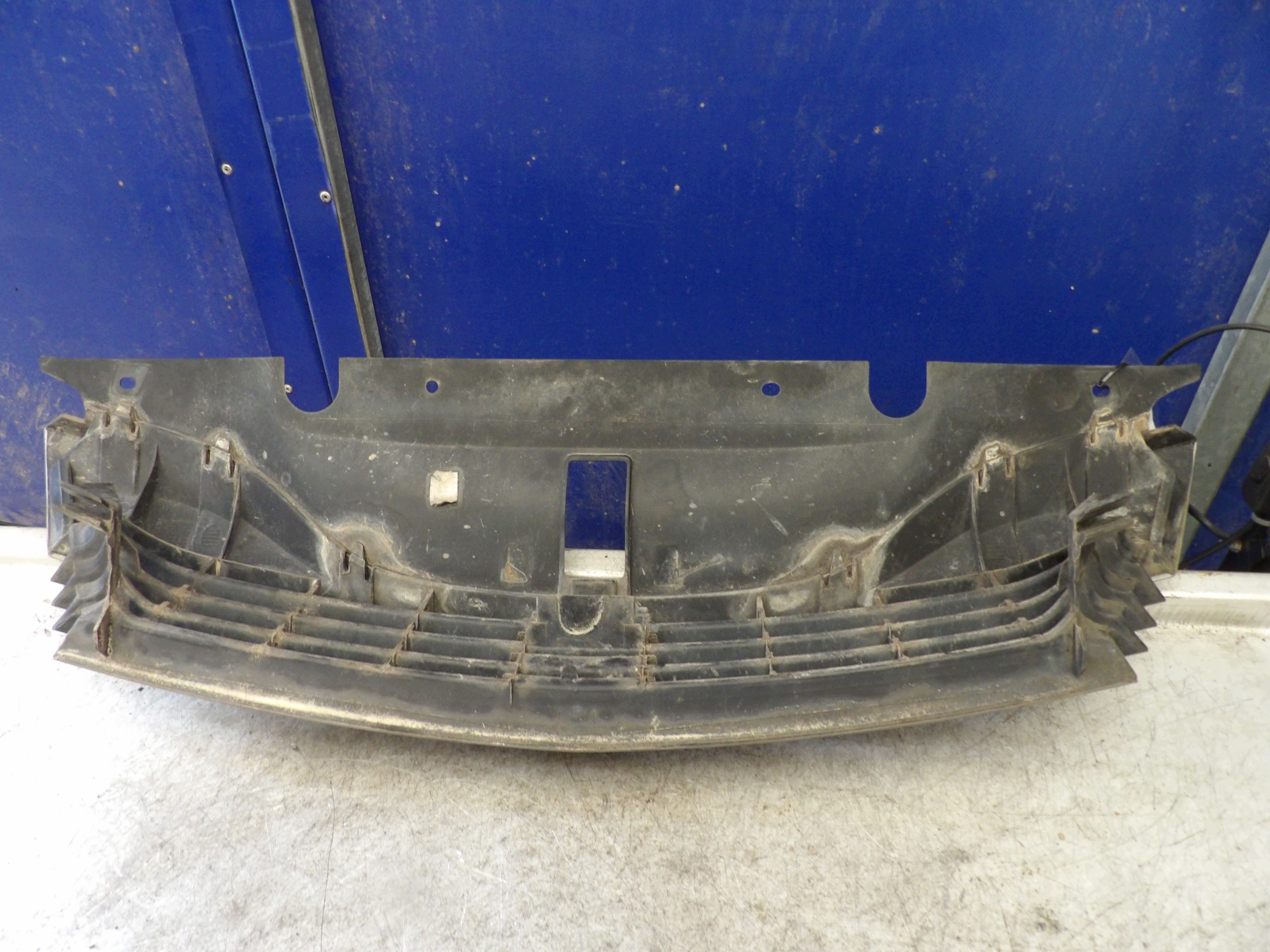Renault Laguna II grille