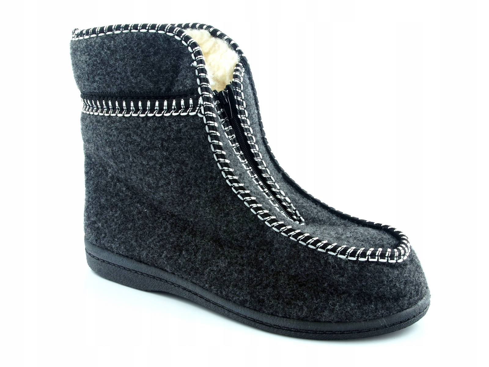 

Kapcie domowe pantofle ocieplane bambosze 38