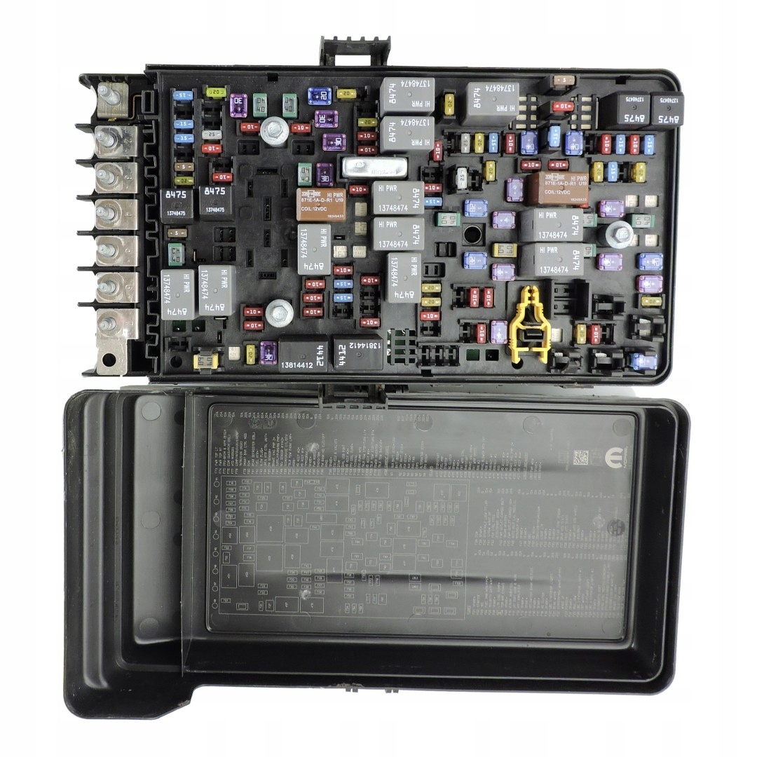 SKRZYNKA BEZPIECZNIKÓW JEEP WRANGLER 68298943AC