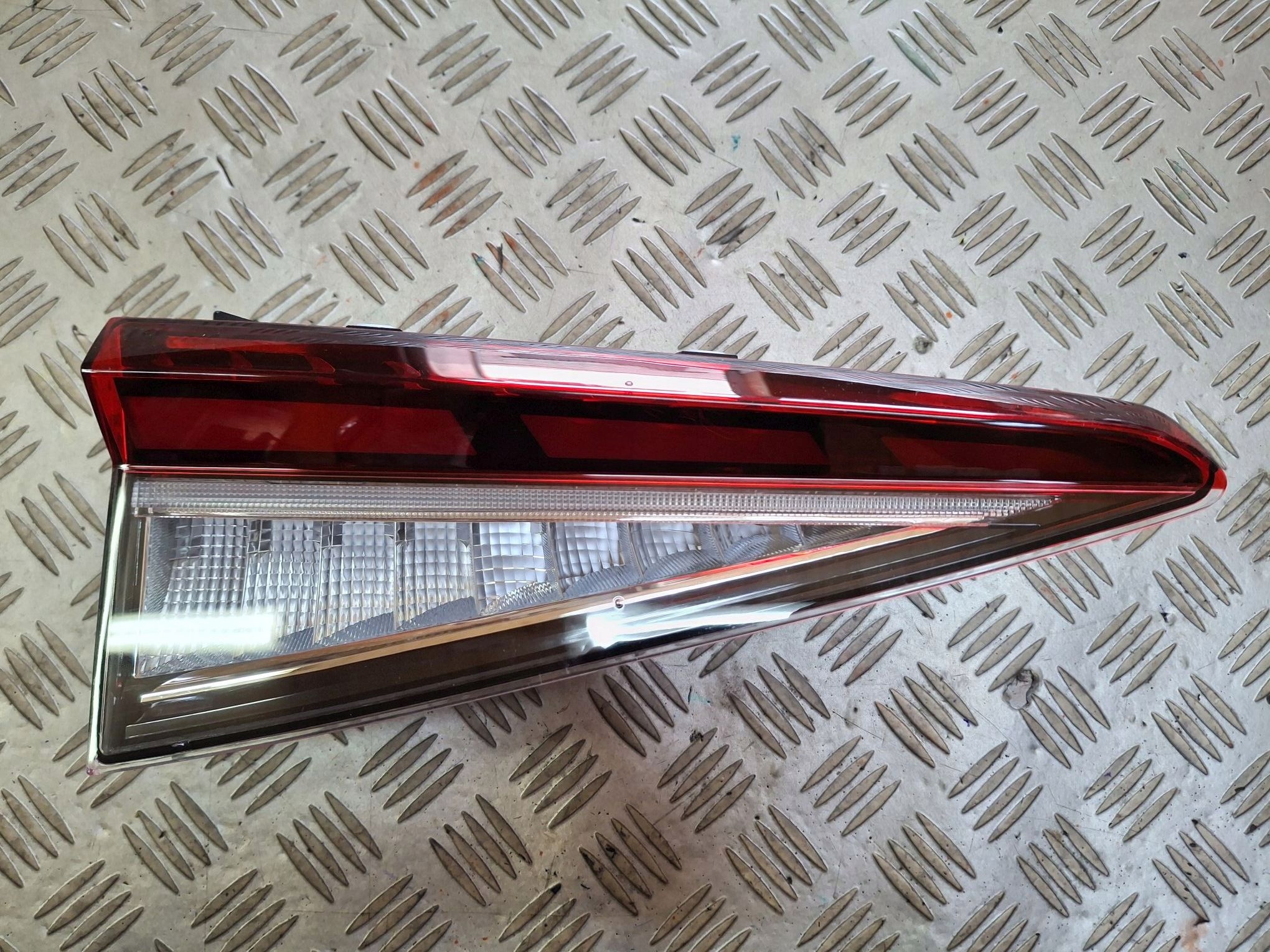 light rear left for the bonnet LED SKODA ENYAQ 2020R->