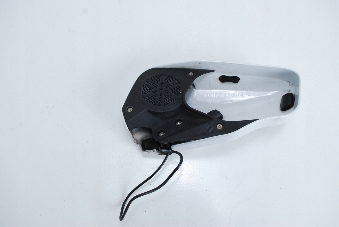 Дефлектор зеркала правый YAMAHA FJR 1300 06-12