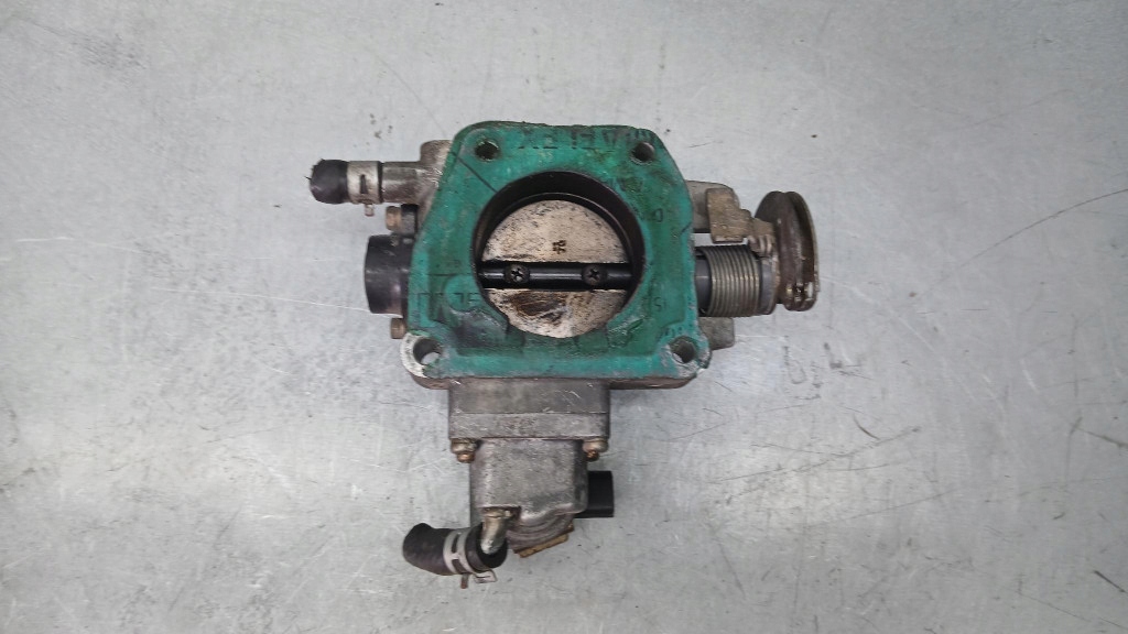 ДРОССЕЛЬНАЯ ЗАСЛОНКА mazda PREMACY 1.8b 03R