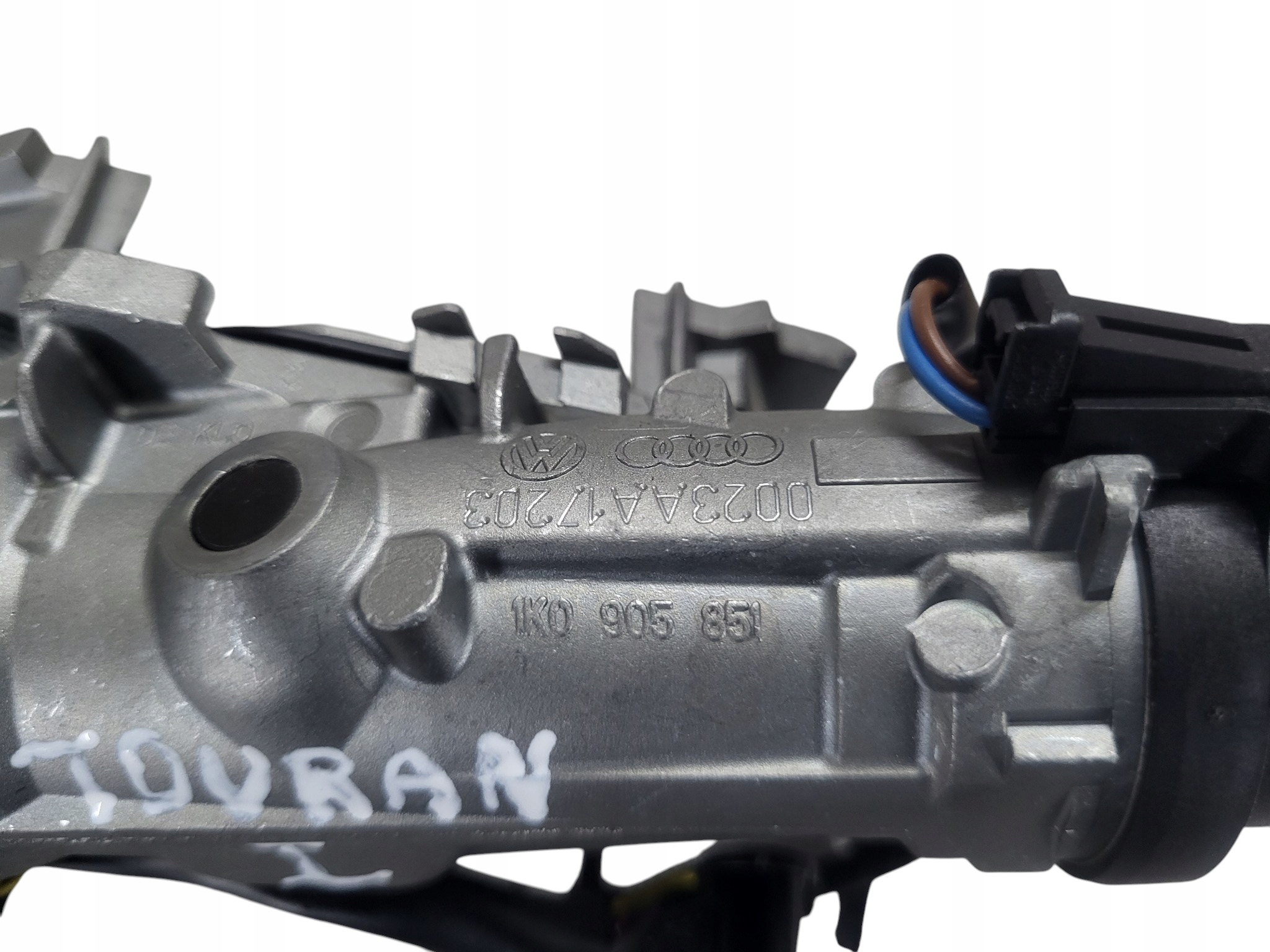ignition key VOLKSWAGEN TOURAN and