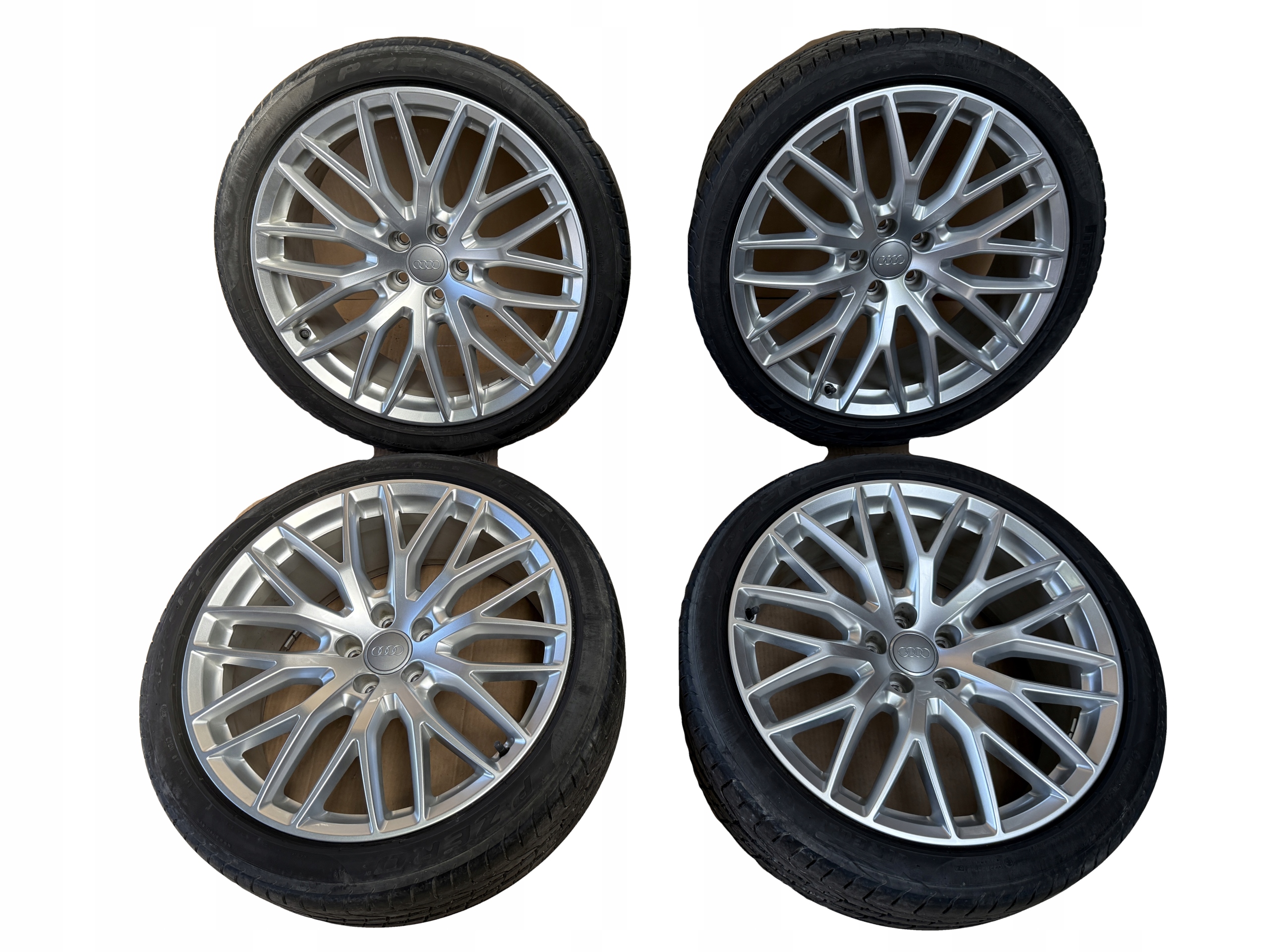 AUDI A7 4G wheels discs 265/35R20 PIRELLI