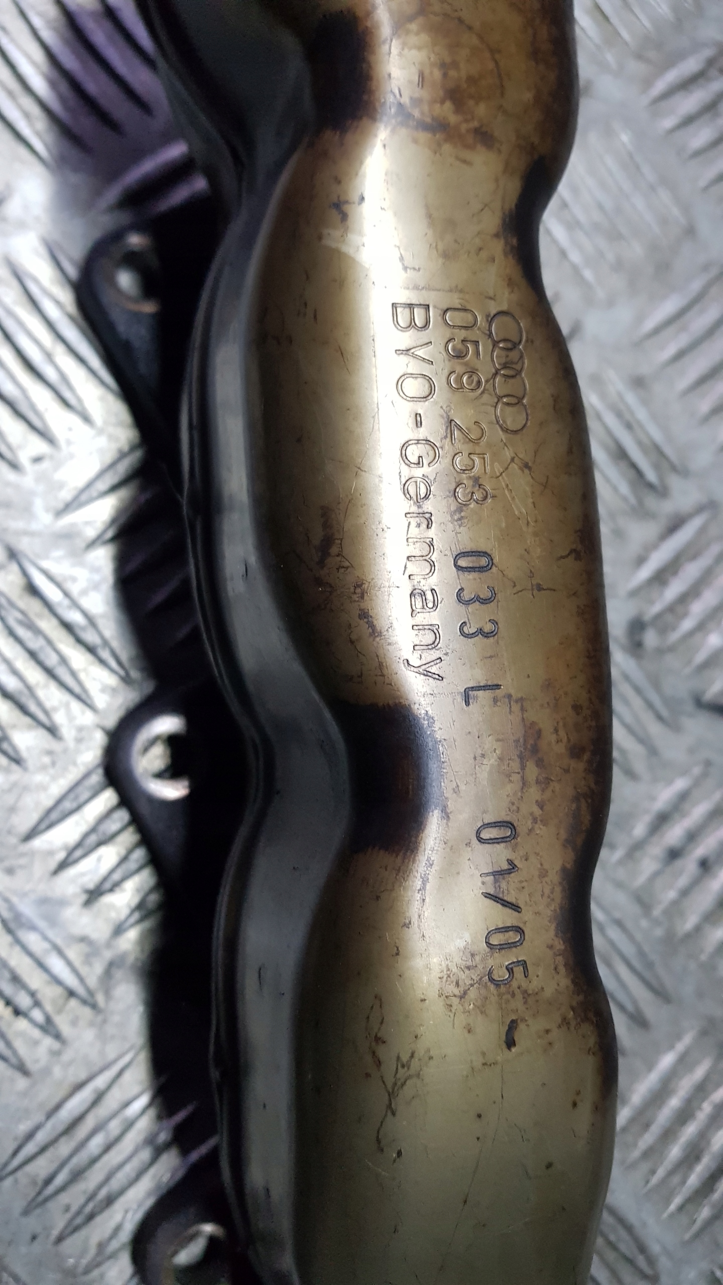 AUDI A5 A8 D3 3.0 TDI exhaust manifold left 059253033l