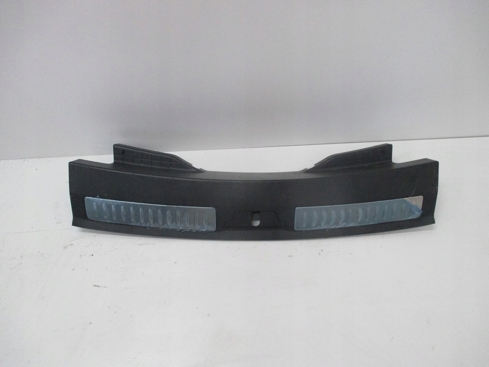 cover for panel wall rear rear part RANGE ROVER VELAR J8A2-406A64-B