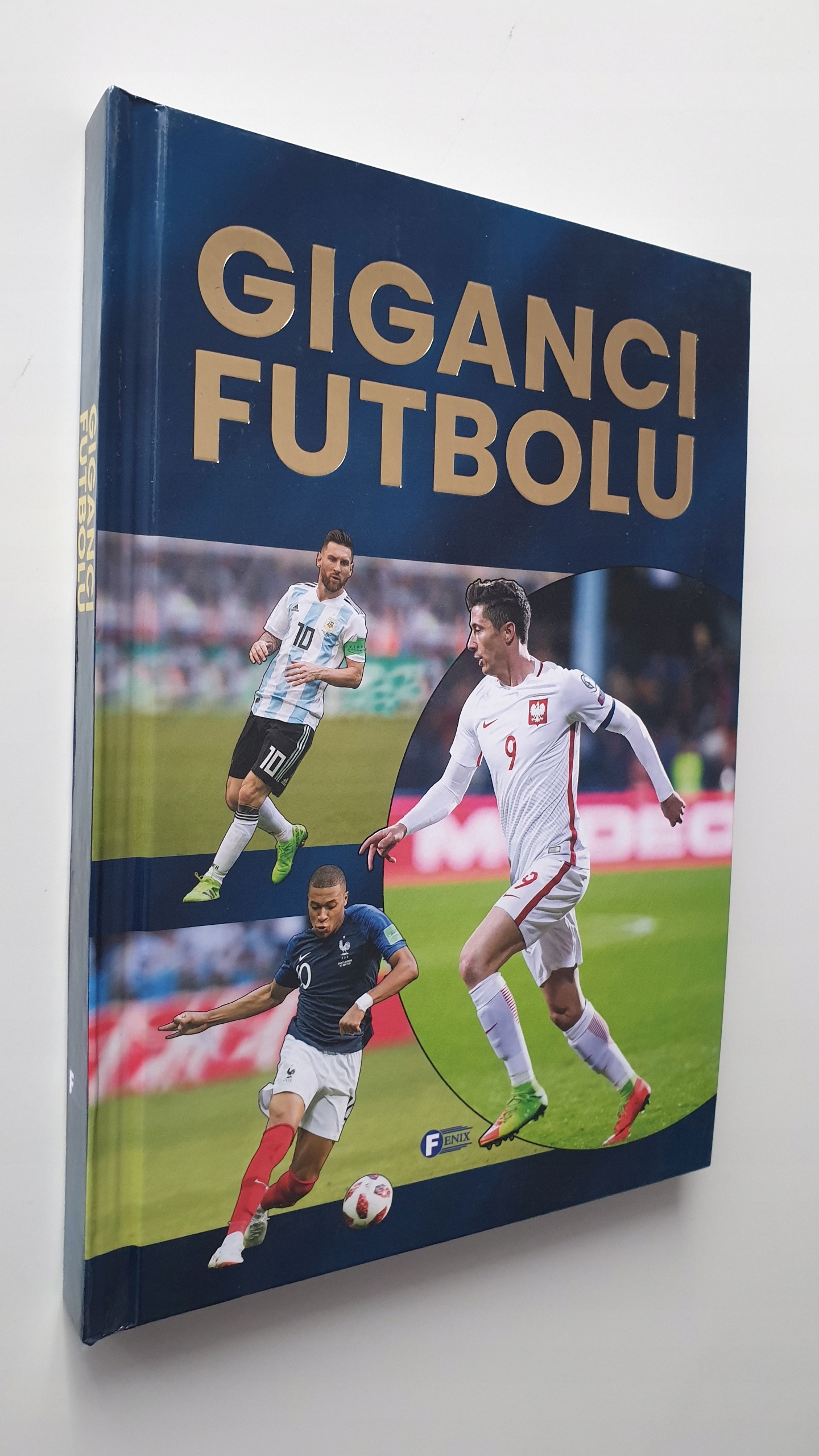 Giganci futbolu Praca zbioroway