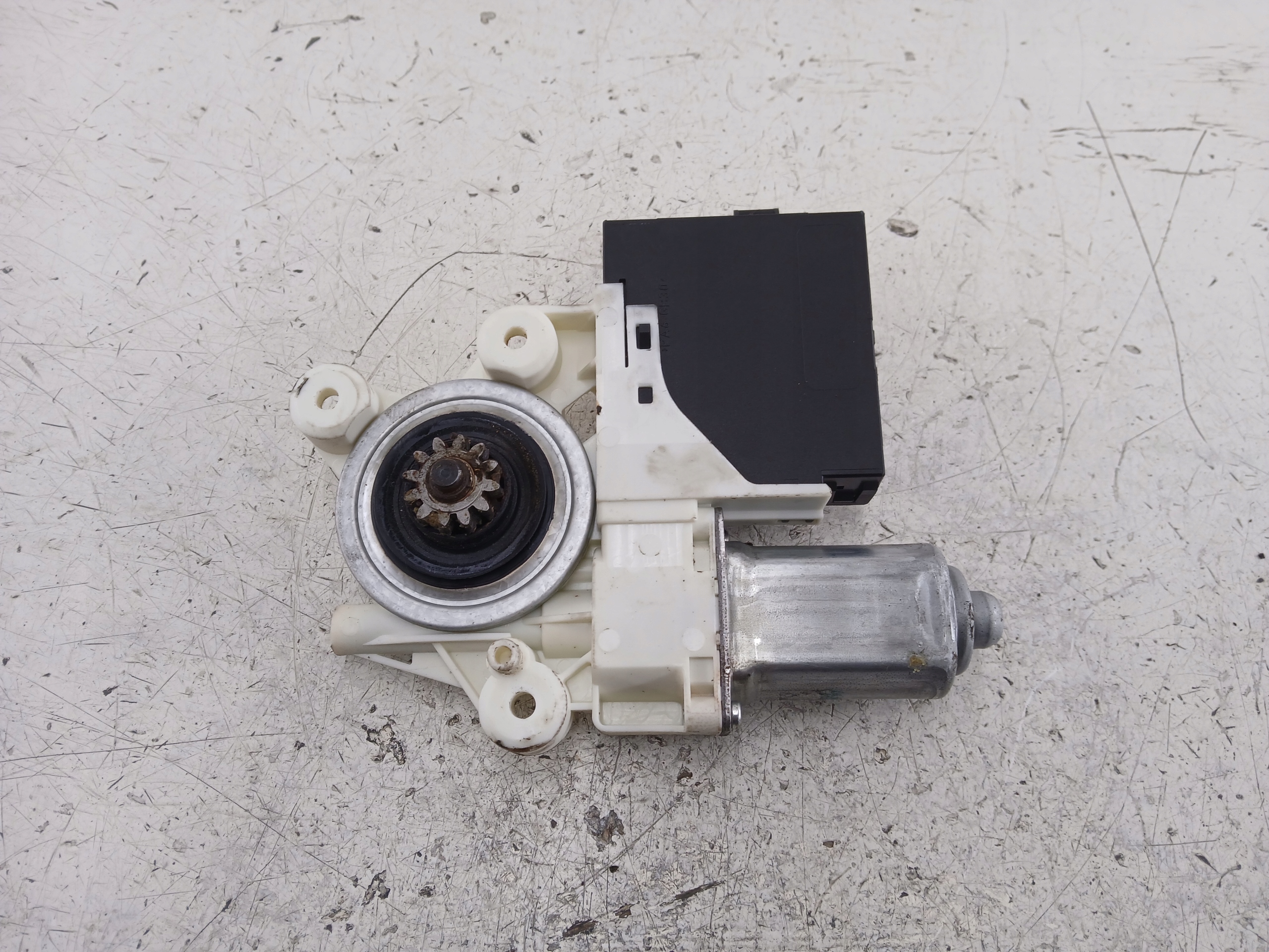 VOLVO V50 and mini motor windows right rear part 30739184AC