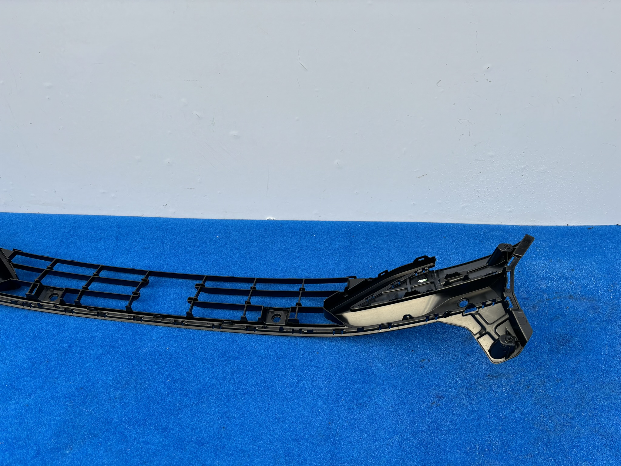 VW ID7 ID.7 new originál grid of a bumper front 14A853677 MSK3