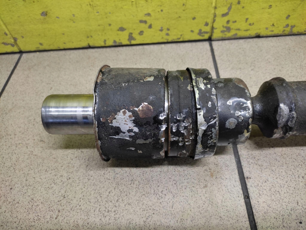 MITSUBISHI PAJERO III 3.2 DID cardan front MR453518