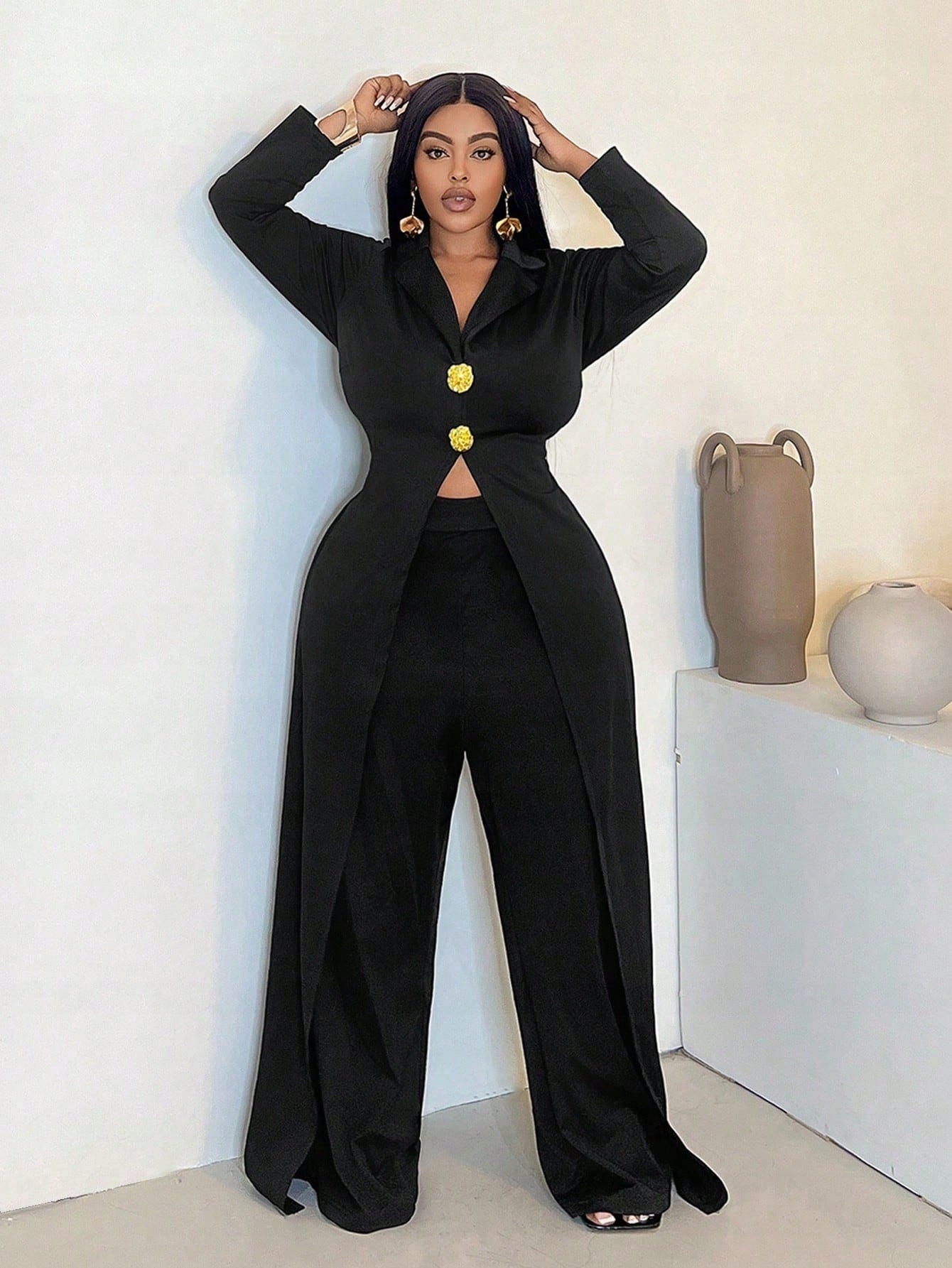 Elegantní Kombinéza Se Zlatým Zdobením Černá Shein 3XL 46