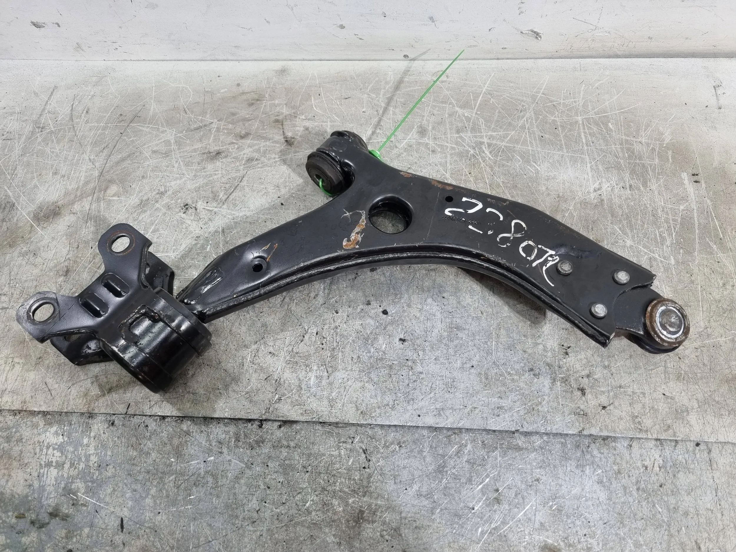 arm front right AV615019EK FORD C-MAX MK2