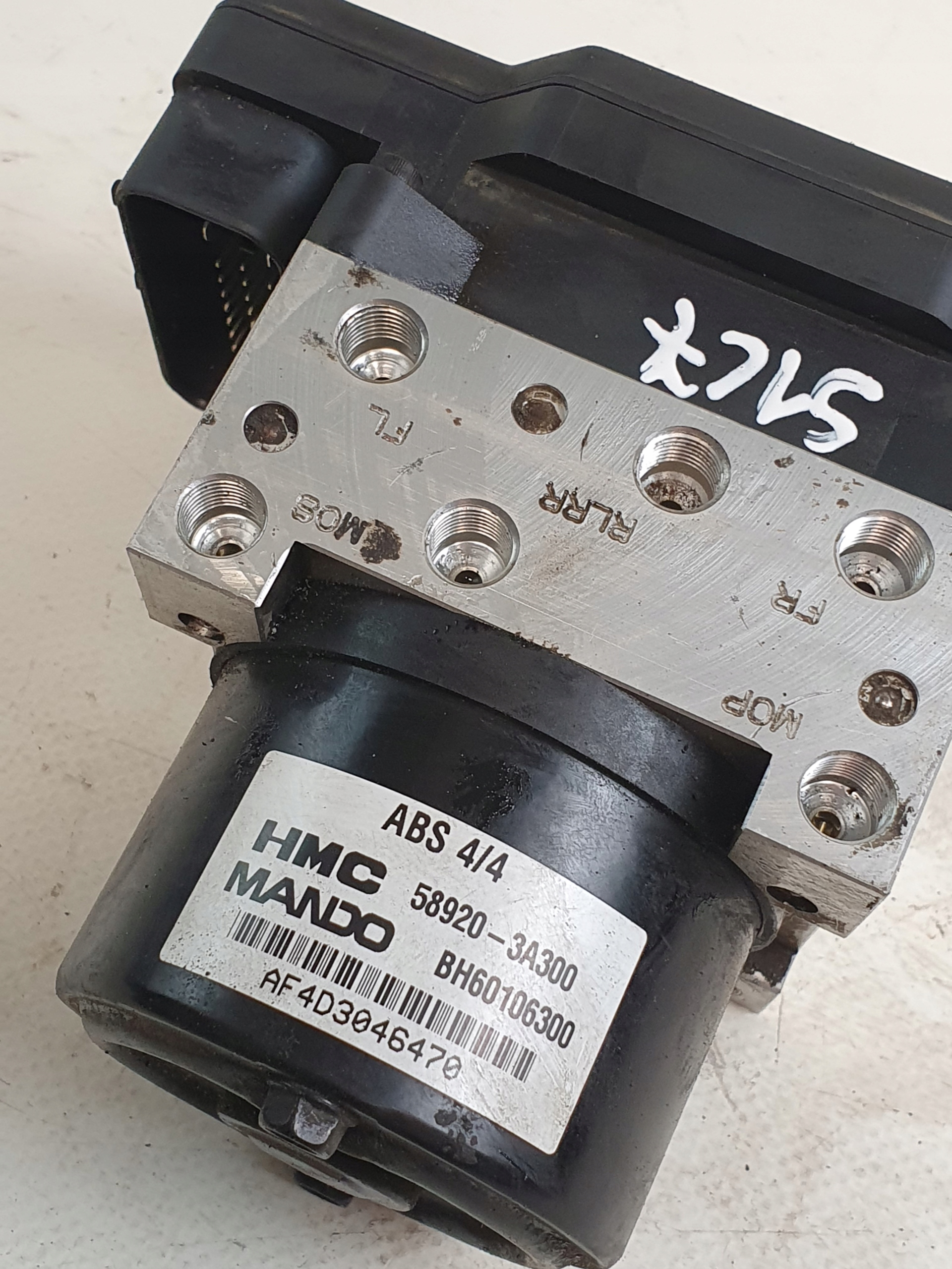 Pompa ABS 58920-3A300 HYUNDAI TRAJET 2.0CRDI 05r.