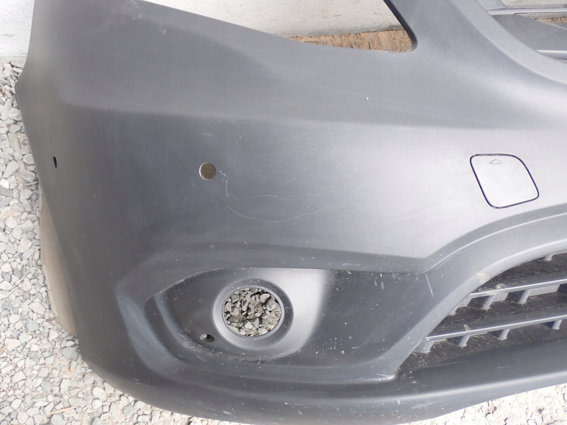 nárazník předek přední MERCEDES VITO 447 2014