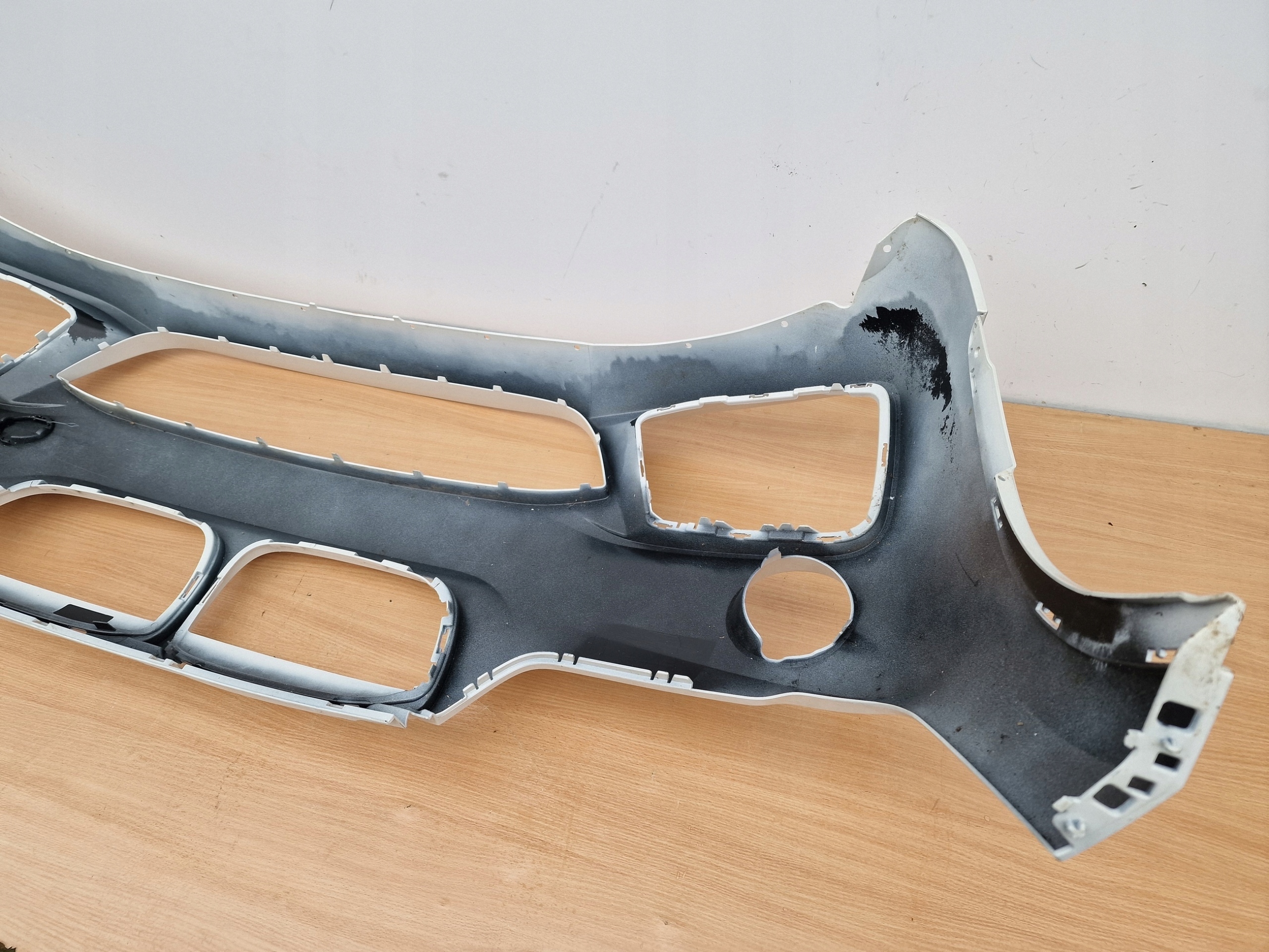 new bumper front BMW X1 F48 M PAKIET BIALY