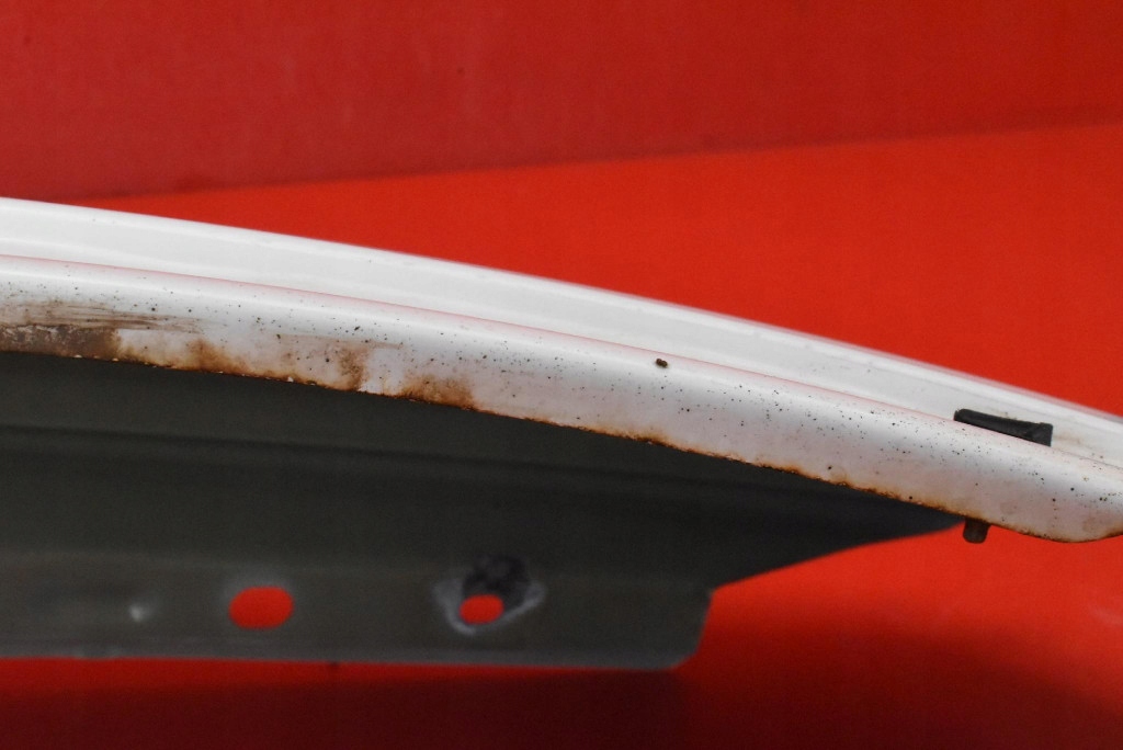 fender right front front BIALY OPEL ANTARA 06-15
