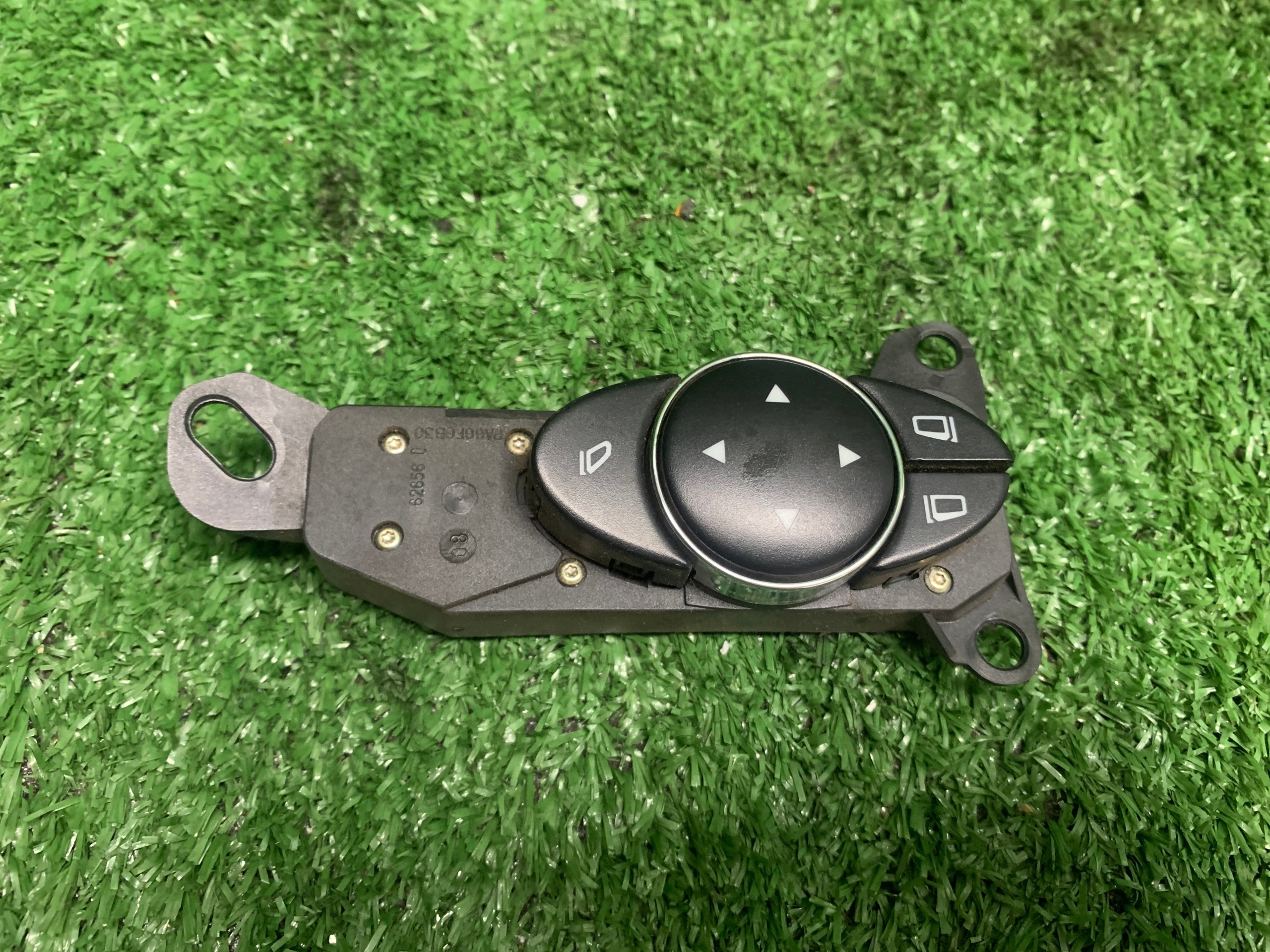 MERCEDES E W211 W219 switch control panel of mirrors 2118208510