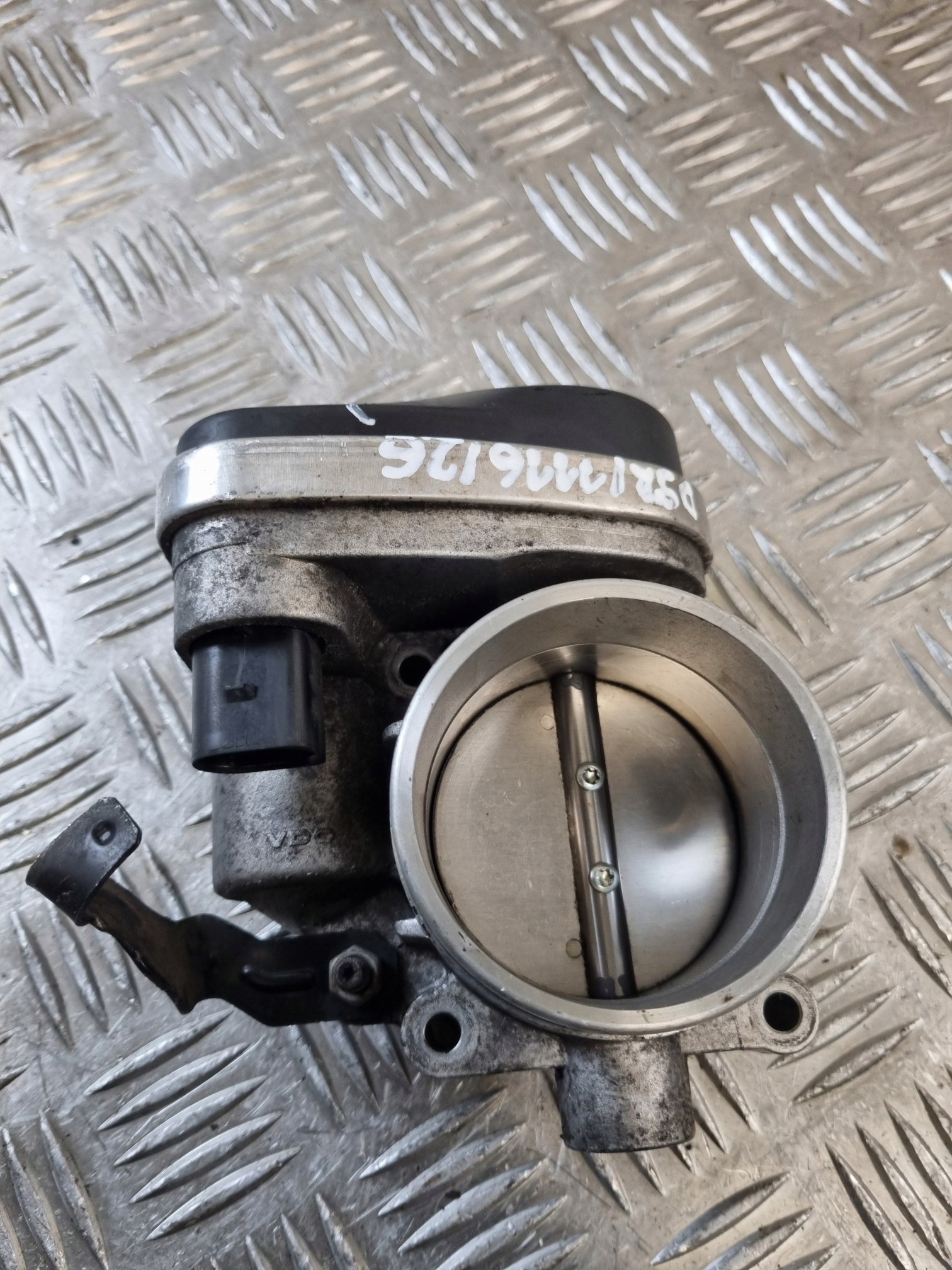throttle flap BMW E39 520I