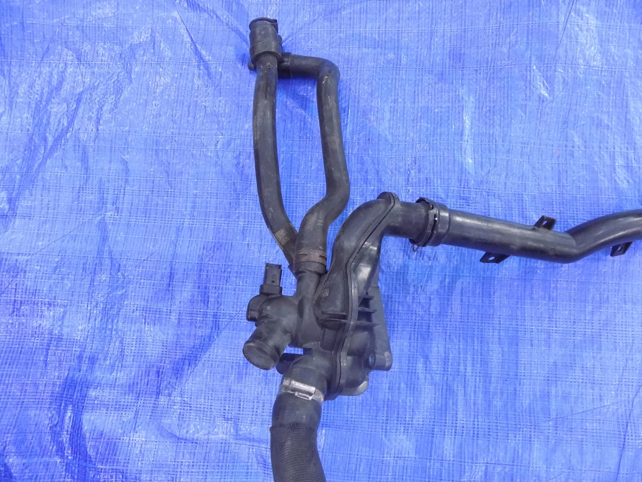 Scatola termostato tubi d’acqua CITROEN DS3 1,6VTI