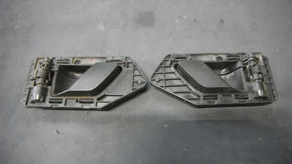 BERLINGO PARTNER 02-08 KLAMKA WEWNĘTRZNA LEWA PRAW