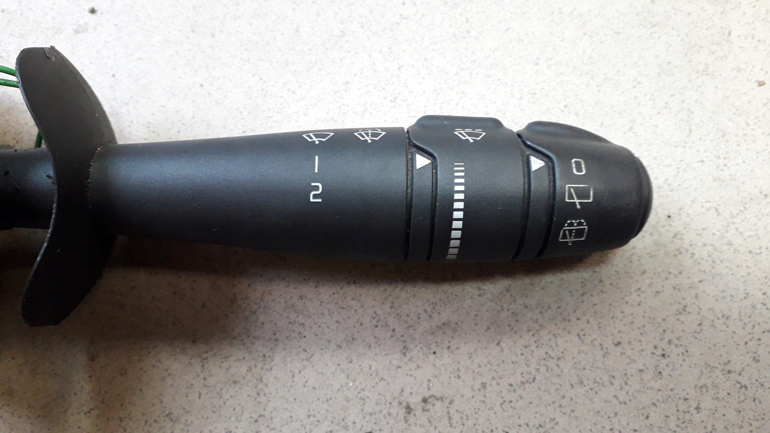 ESPACE 4 LAGUNA PRZEŁĄCZNIK WYCIERACZEK 8200012244