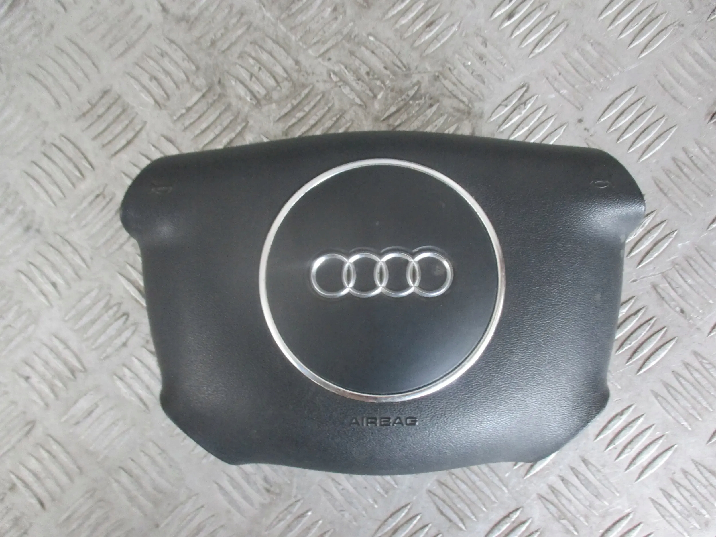 подушка AIR Audi A4 B6 00-04r 8E0880201AE