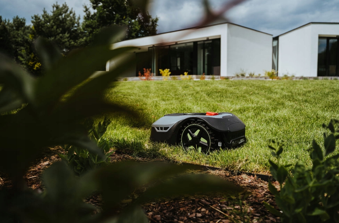 ROBOT KOSZĄCY KOSIARKA AUTOMATYCZNA RM1300US STALCO PERFECT APLIKACJA WiFi Średni czas pracy 180 min