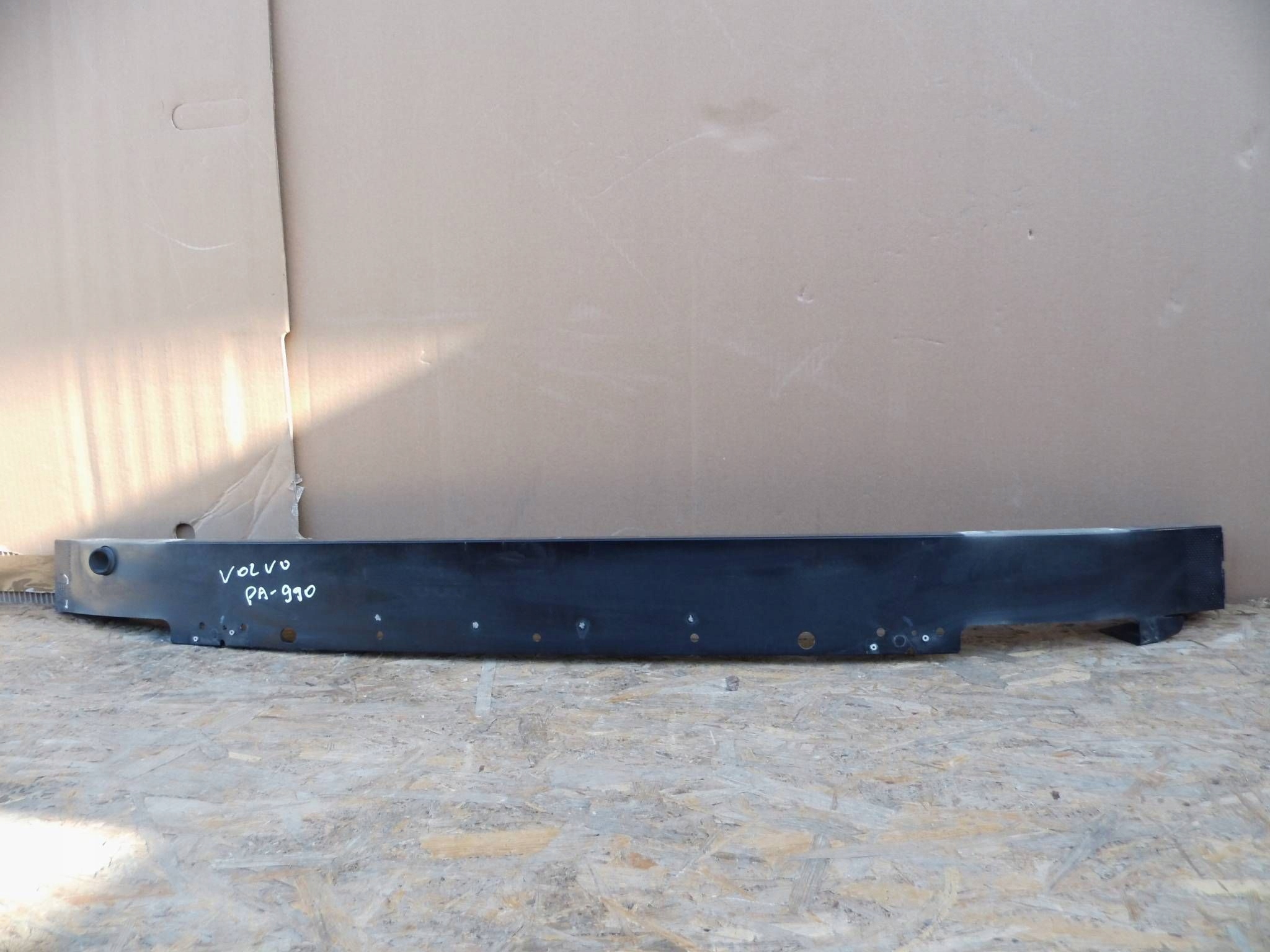Volvo S90 V90 II sider pillar of a bumper front front 31420206